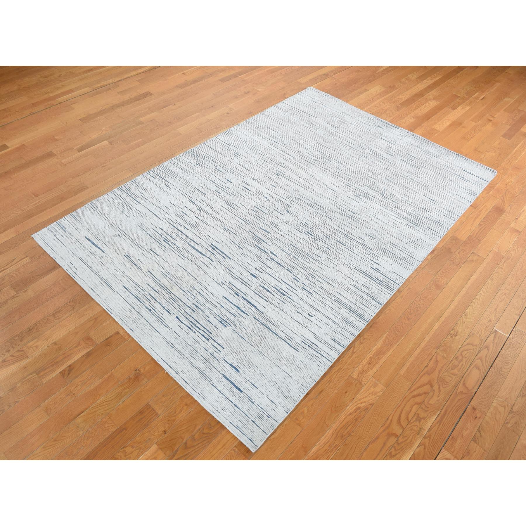6'1"x9'4" Frost White, 100% Wool, Striae Design, Hand Knotted, Oriental Rug HR80991 - Image 3