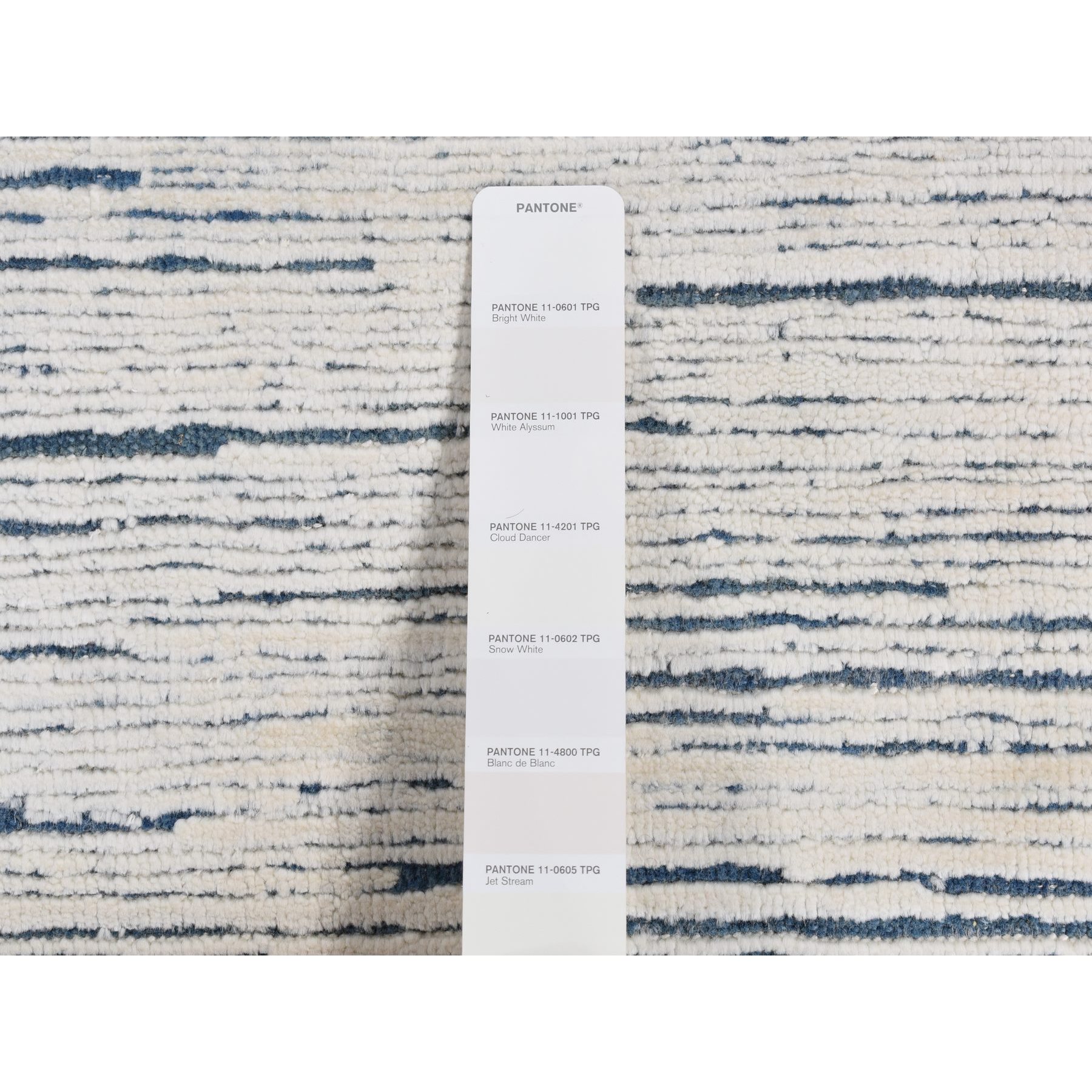 6'1"x9'4" Frost White, 100% Wool, Striae Design, Hand Knotted, Oriental Rug HR80991 - Image 7