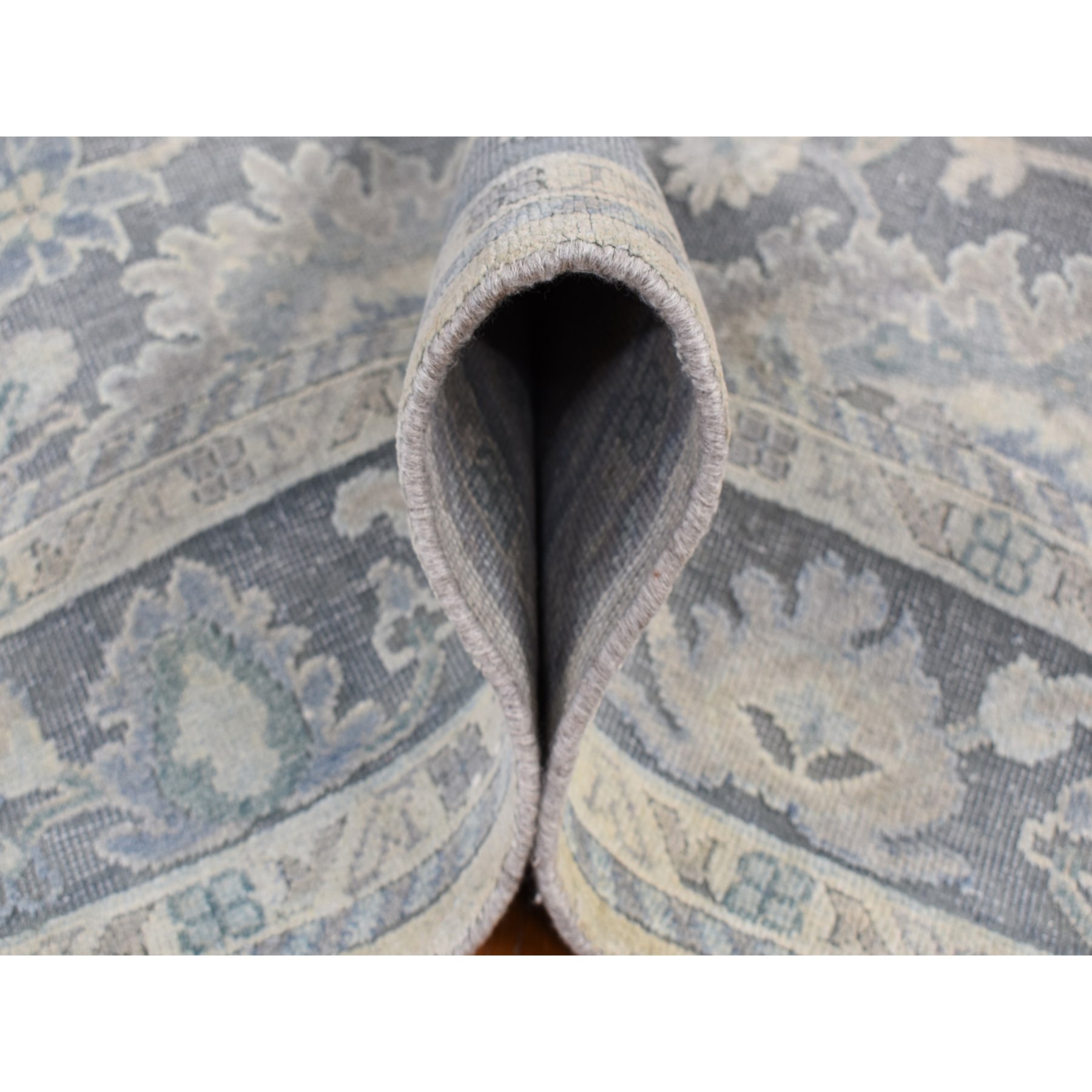 8'1"x10' Battleship Gray, Hand Knotted, Oushak Influence, Pure Silk with Textured Wool, Oriental Rug HR87037 - Image 7