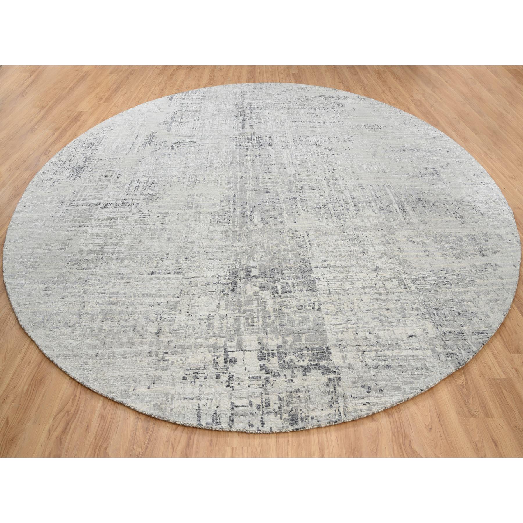 13'9"x13'9" Light Gray Hand Knotted Modern Hand Spun Undyed Natural Wool Round Oriental Rug HR64232 - Image 3