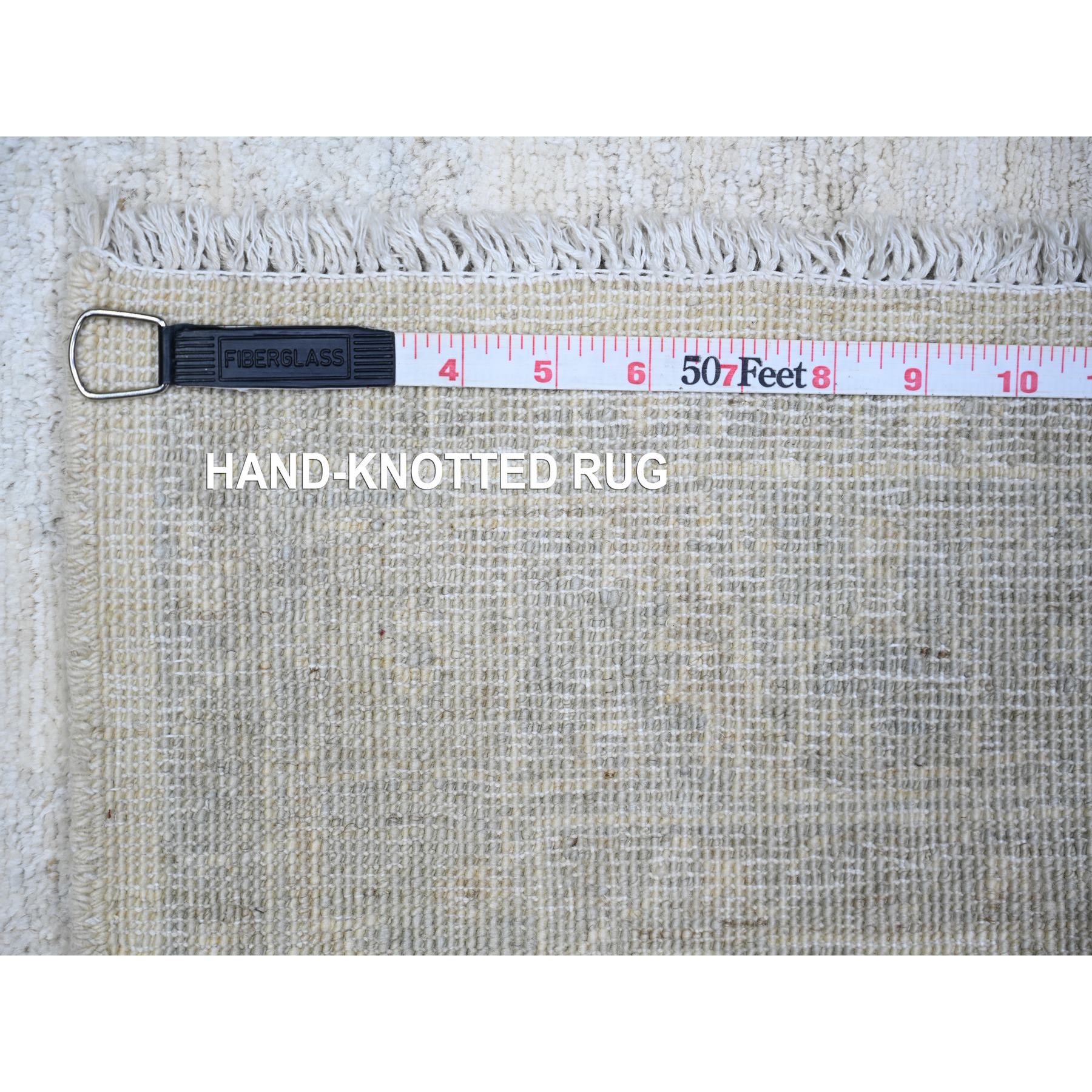 3'x4'10" Vivid White, Natural Wool, Washed Out Peshawar with Faded Design, Hand Knotted, Natural Dyes, Oriental Rug HR74468 - Image 6