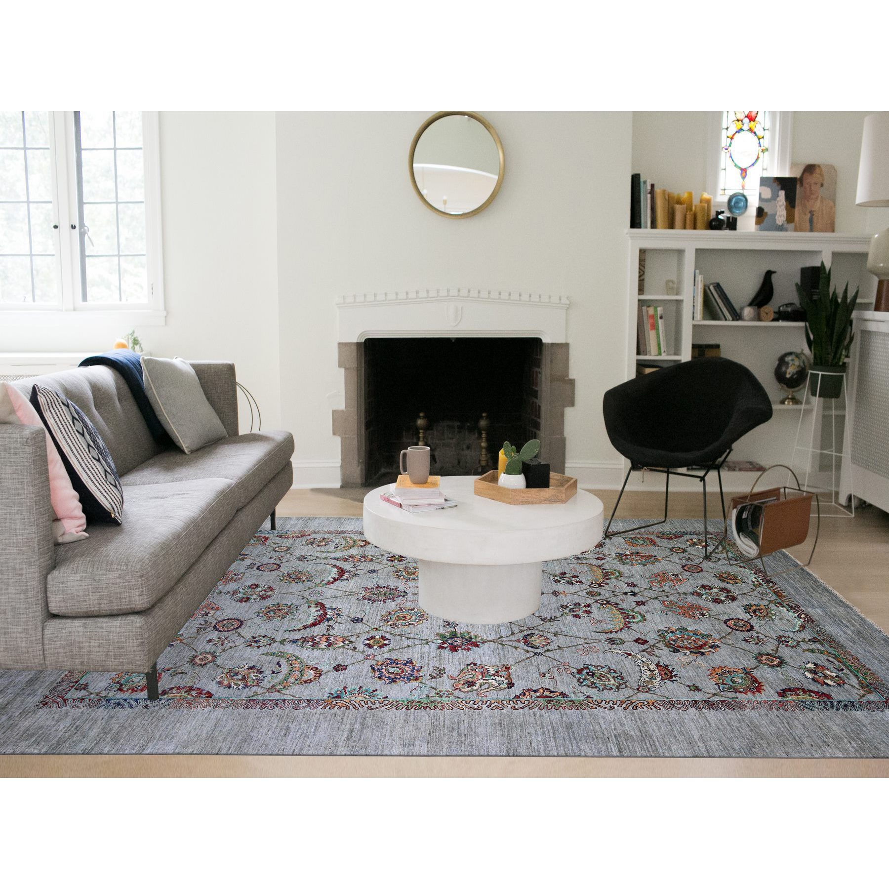 8'9"x12'1" Misty Gray, Sultani Motif with Tabriz Shah Abbass Flower Design Featuring a Plain Border, 100% Wool, Hand Knotted, Oriental Rug HR74704 - Image 2