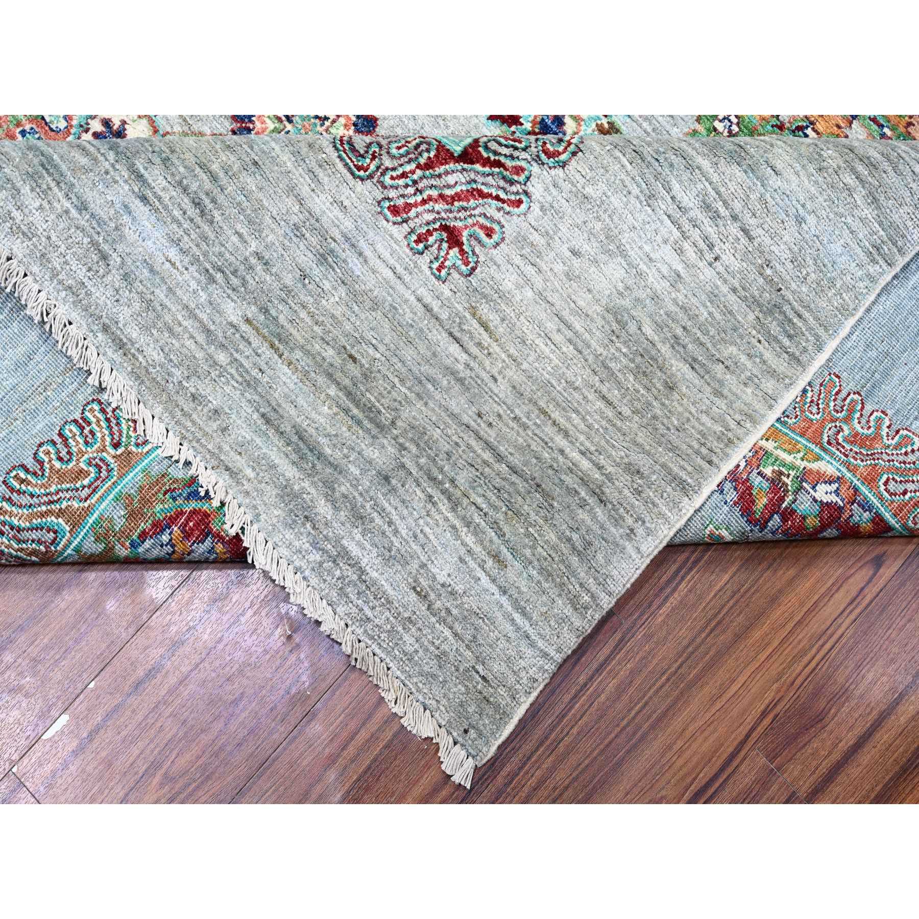 8'9"x12'1" Misty Gray, Sultani Motif with Tabriz Shah Abbass Flower Design Featuring a Plain Border, 100% Wool, Hand Knotted, Oriental Rug HR74704 - Image 7