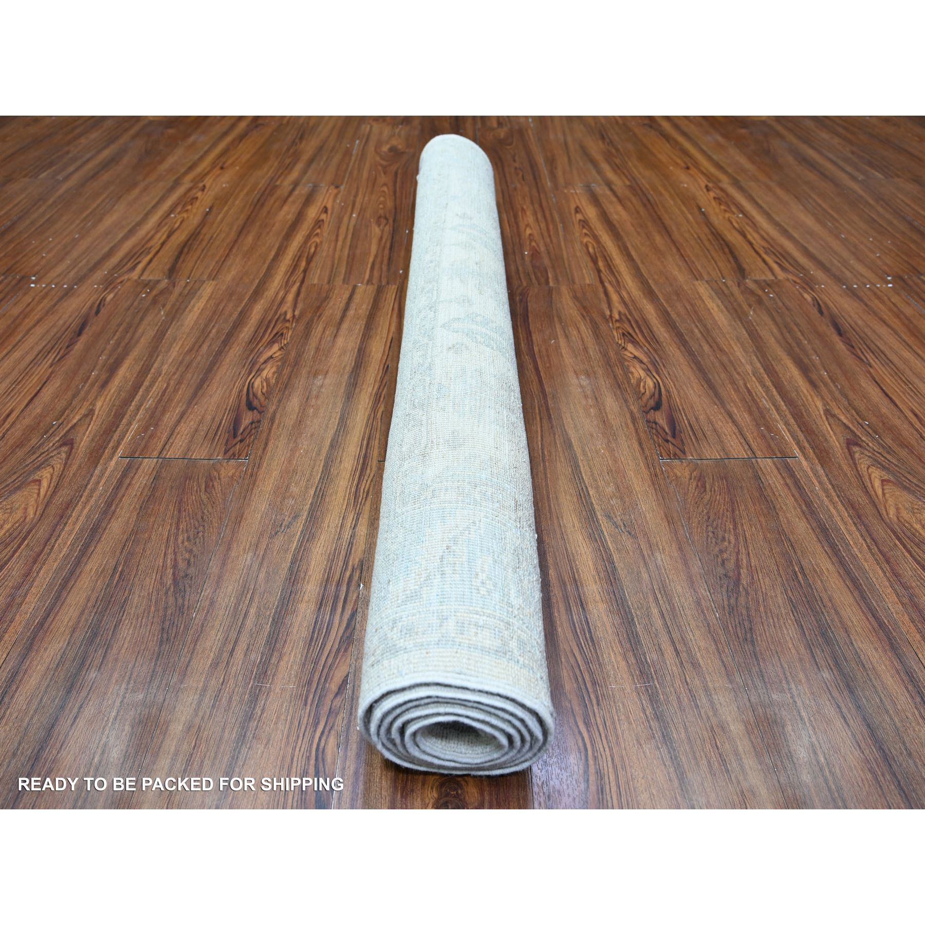 3'10"x5'8" Lace Ivory, Natural Dyes, Stone Washed Peshawar Faded Out, Soft Organic Wool, Hand Knotted, Oriental Rug HR74879 - Image 4