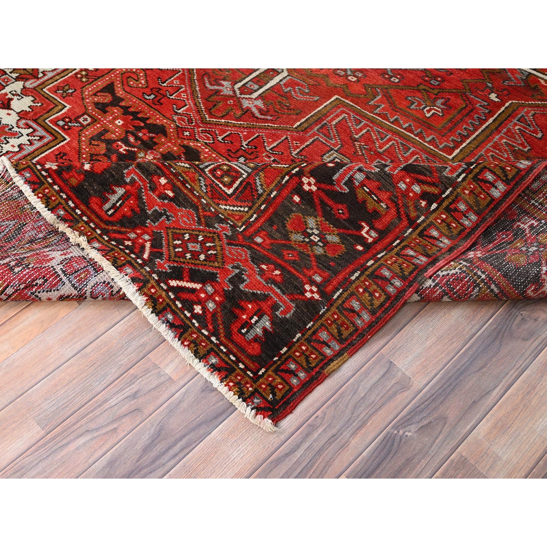 7'5"x10'2" Fire Brick Red, Vintage Persian Heriz with Village Motif, Good Condition, Distressed Look, Pure Wool, Hand Knotted, Oriental Rug HR85570 - Image 7