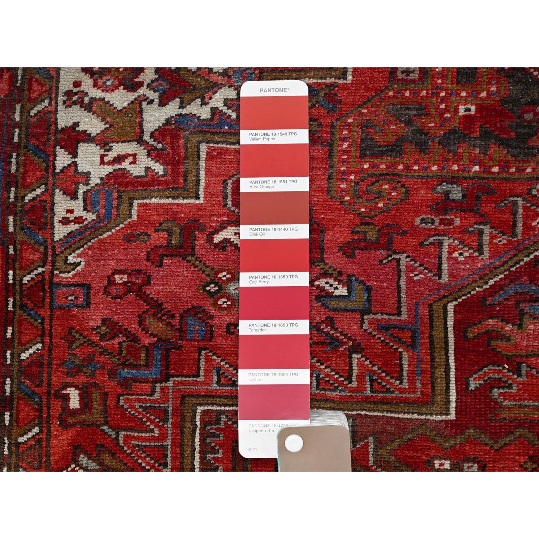 7'5"x10'2" Fire Brick Red, Vintage Persian Heriz with Village Motif, Good Condition, Distressed Look, Pure Wool, Hand Knotted, Oriental Rug HR85570 - Image 8
