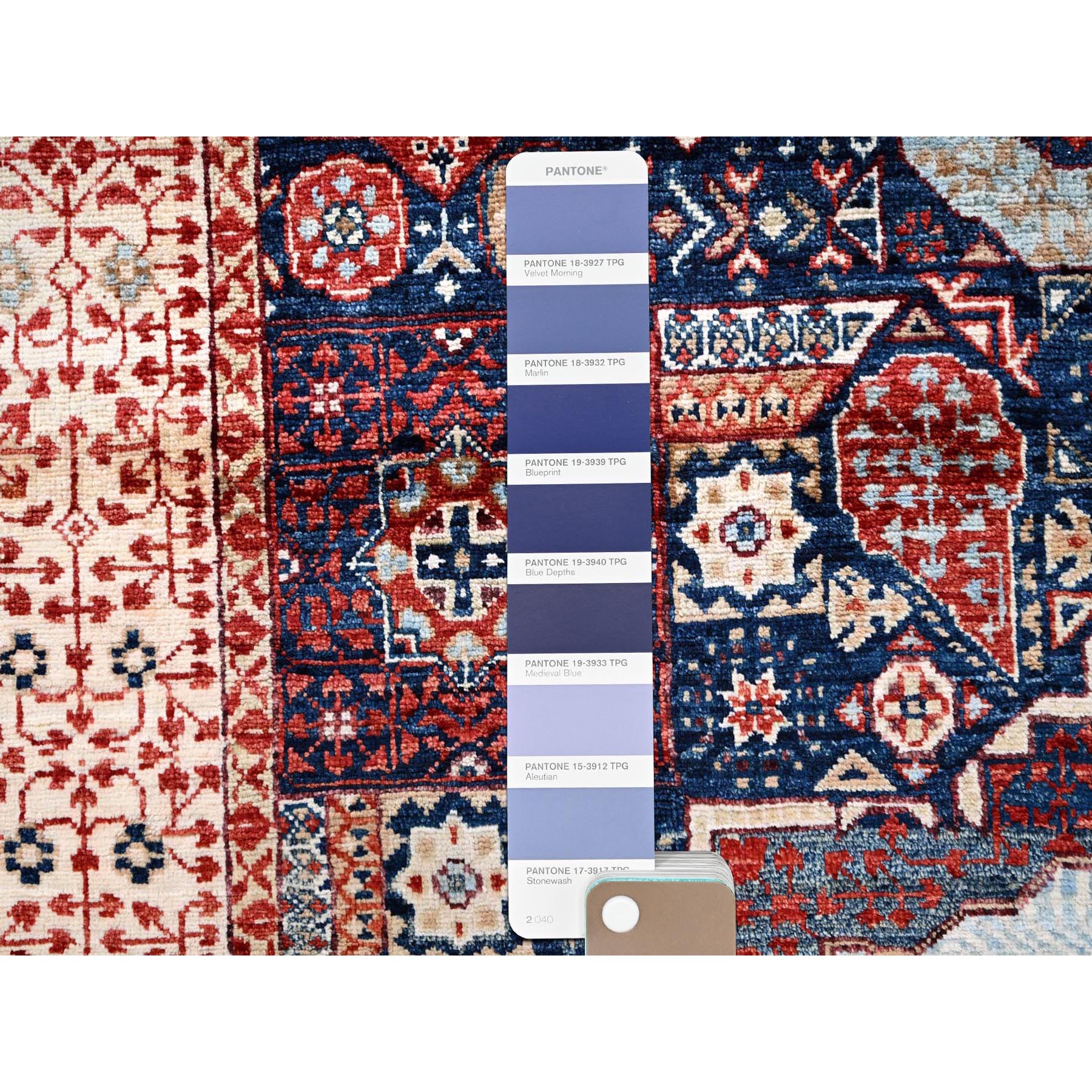 3'10"x6'3" Berry Blue, Natural Dyes, Hand Knotted, 14th Century Mamluk Dynasty Pattern, 200 KPSI, Pure Wool, Oriental Rug HR85852 - Image 4