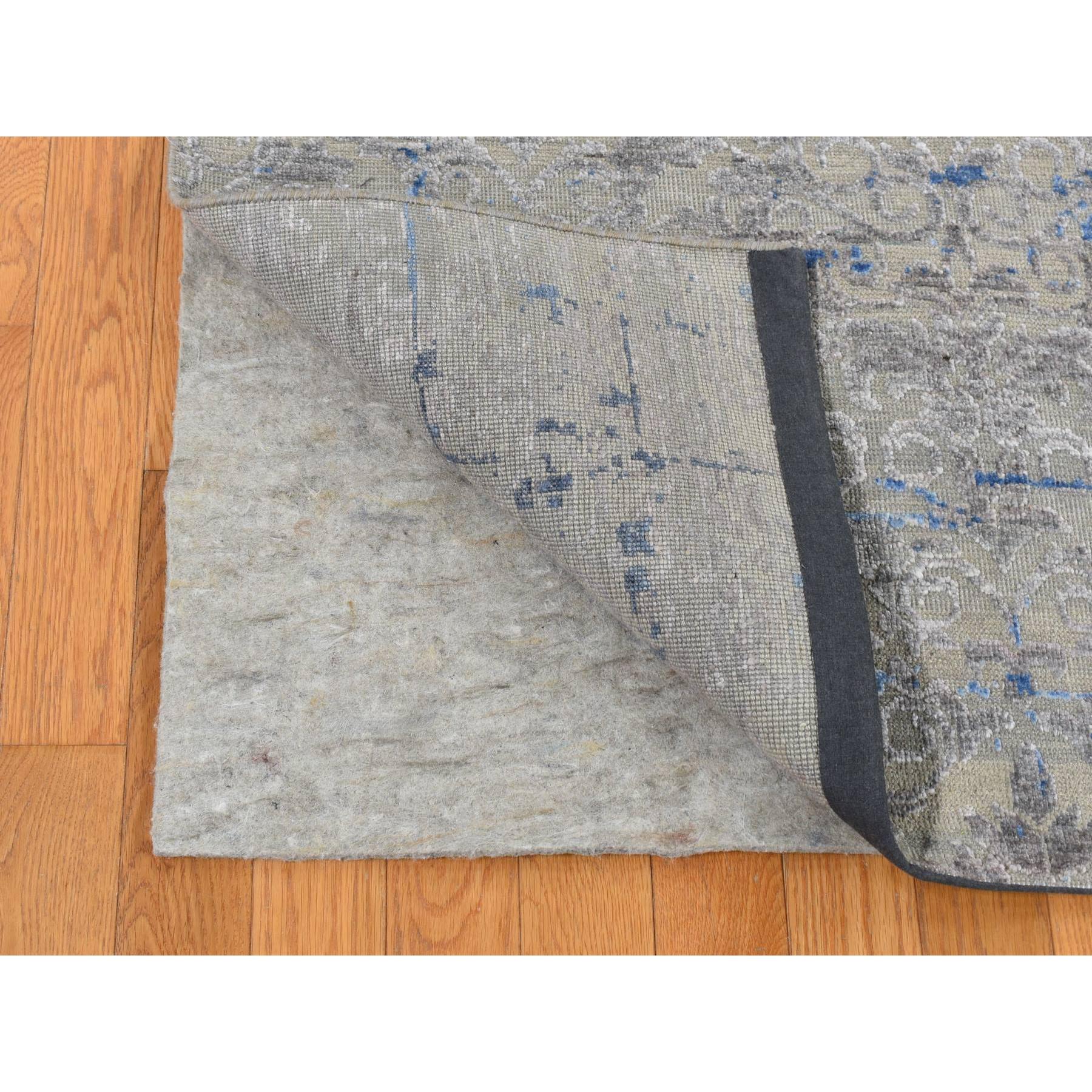 7'10"x10'2" Stone Gray, Pure Silk with Textured Wool, Trellis Garden Design, Hand Knotted, Oriental Rug HR87060 - Image 5