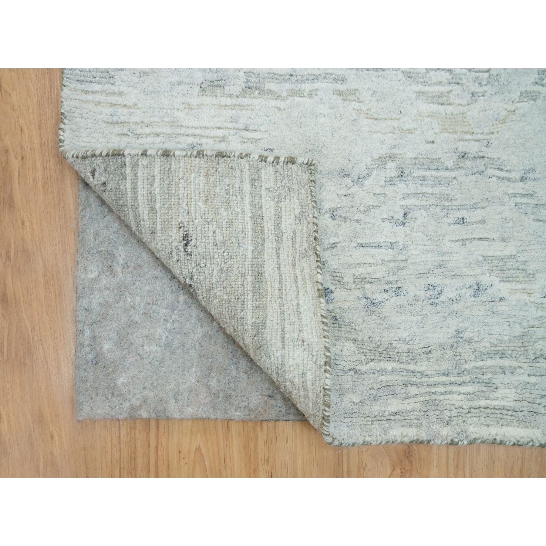 2'7"x22' Platinum Gray, Modern Design, Hand Spun Undyed Natural Wool, Hand Knotted, XL Runner Oriental Rug HR65957 - Image 3