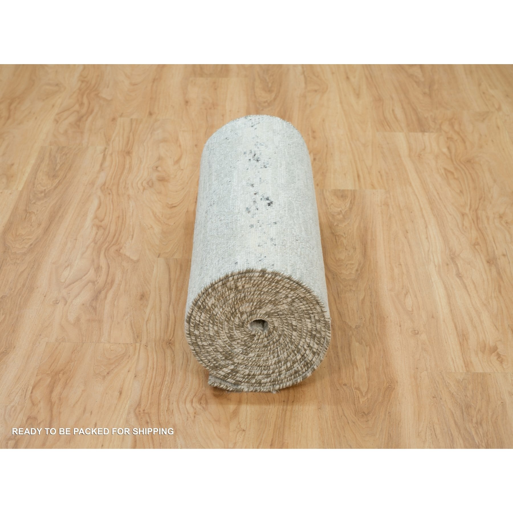 2'7"x22' Platinum Gray, Modern Design, Hand Spun Undyed Natural Wool, Hand Knotted, XL Runner Oriental Rug HR65957 - Image 6