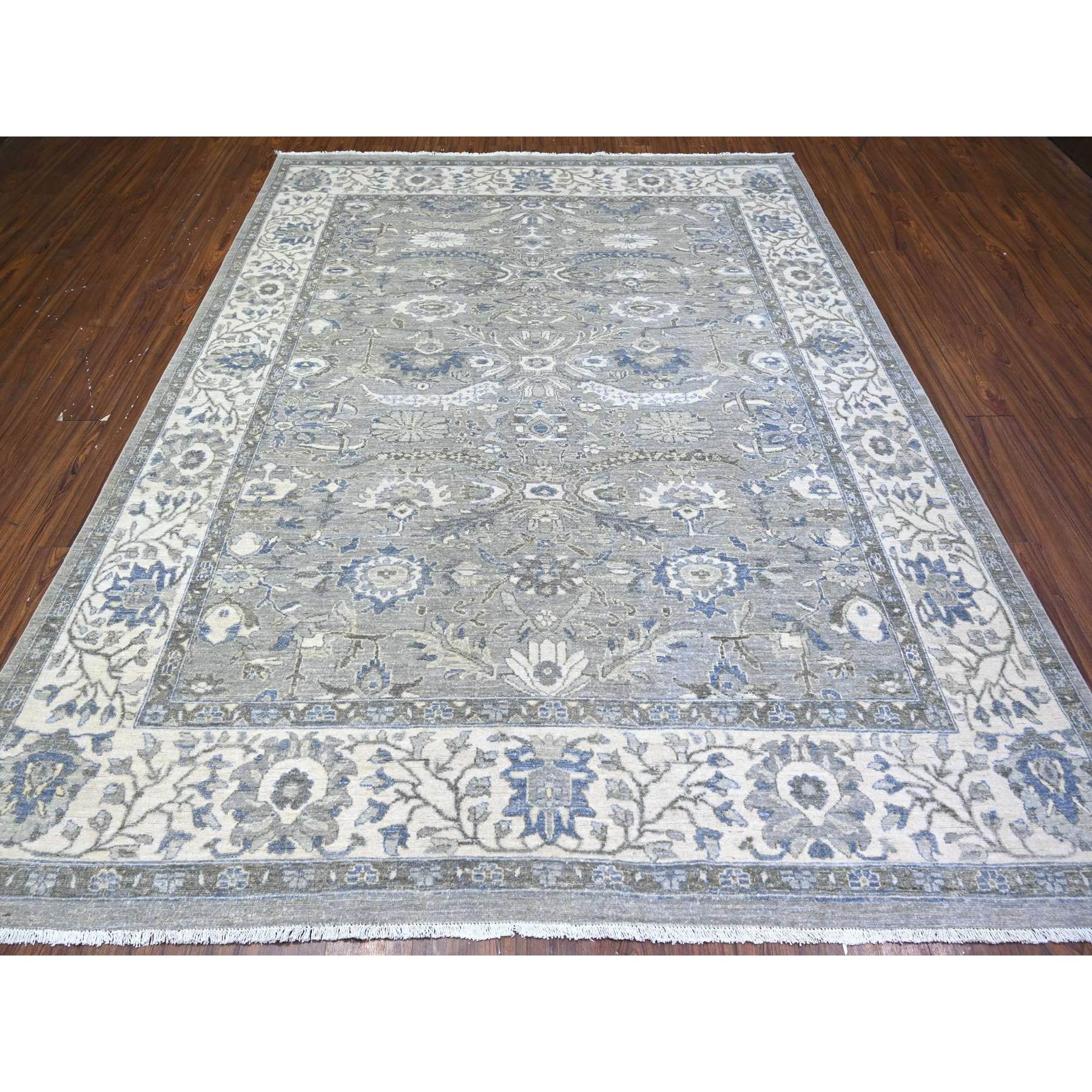 7'10"x9'9" Electric Gray and Delicate White, Heriz All Over Design with Serrated Leaf Pattern, Pure Wool, Hand Knotted, Oriental Rug HR74679 - Image 3