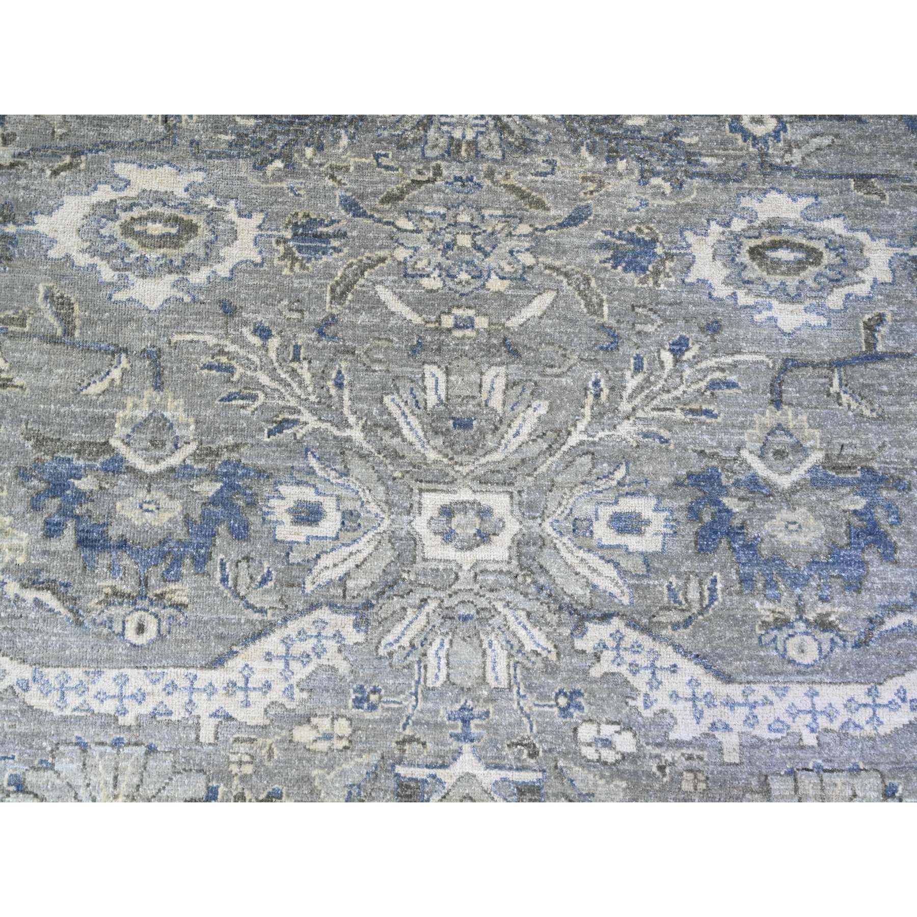 7'10"x9'9" Electric Gray and Delicate White, Heriz All Over Design with Serrated Leaf Pattern, Pure Wool, Hand Knotted, Oriental Rug HR74679 - Image 9
