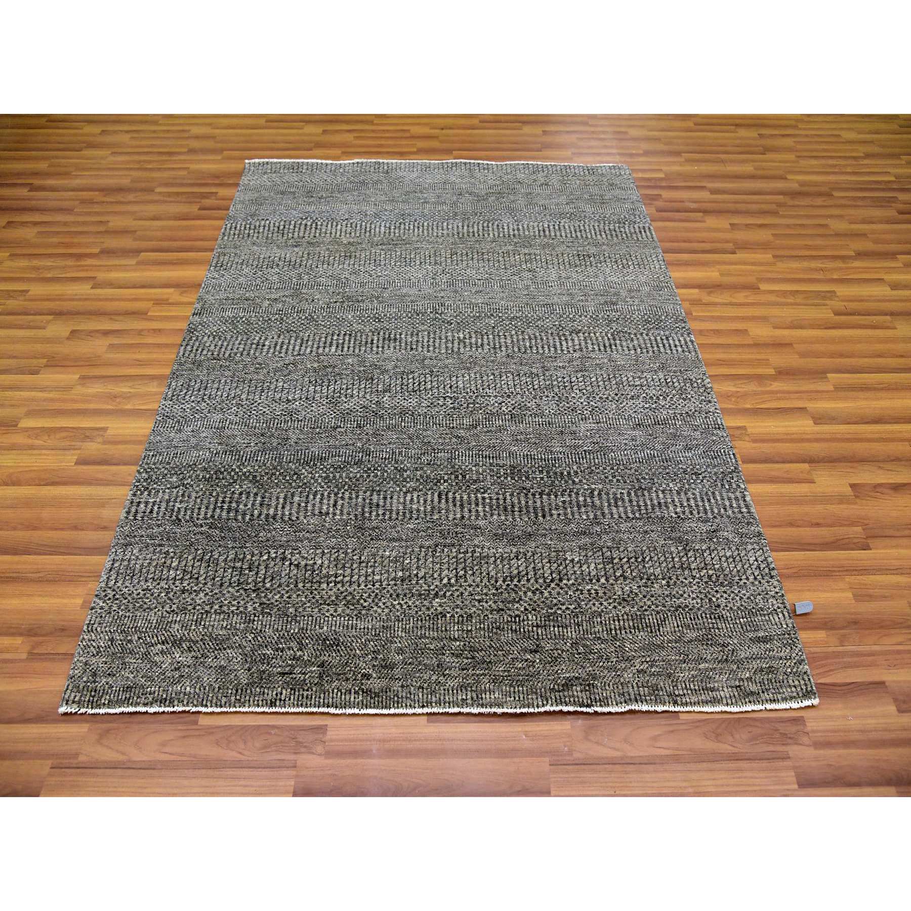 5'2"x7' Medium Gray, Natural Undyed Wool, Hand Knotted, Modern Grass Design, Oriental Rug HR79478 - Image 2