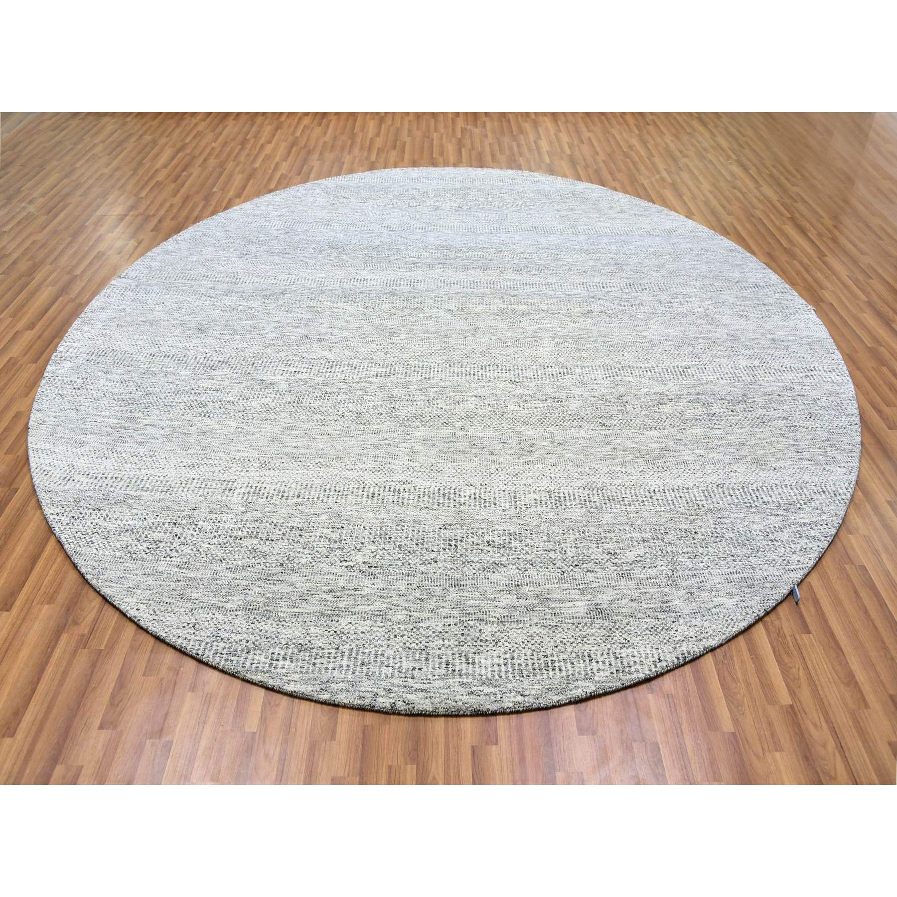 11'x11' Bright Gray, Modern Grass Design, Tone on Tone, Undyed Natural Wool, Hand Knotted, Round Oriental Rug HR79507 - Image 2