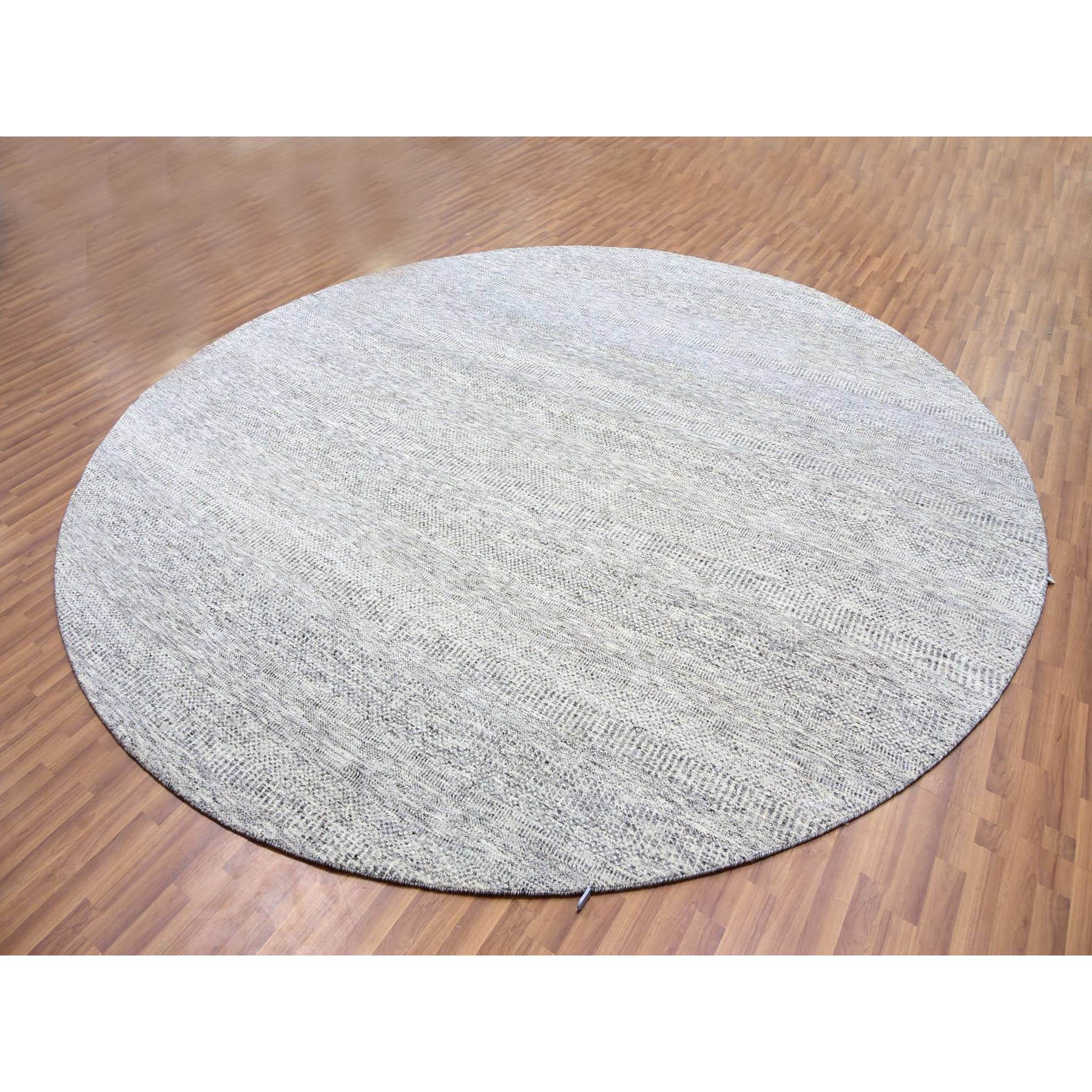 11'x11' Bright Gray, Modern Grass Design, Tone on Tone, Undyed Natural Wool, Hand Knotted, Round Oriental Rug HR79507 - Image 3