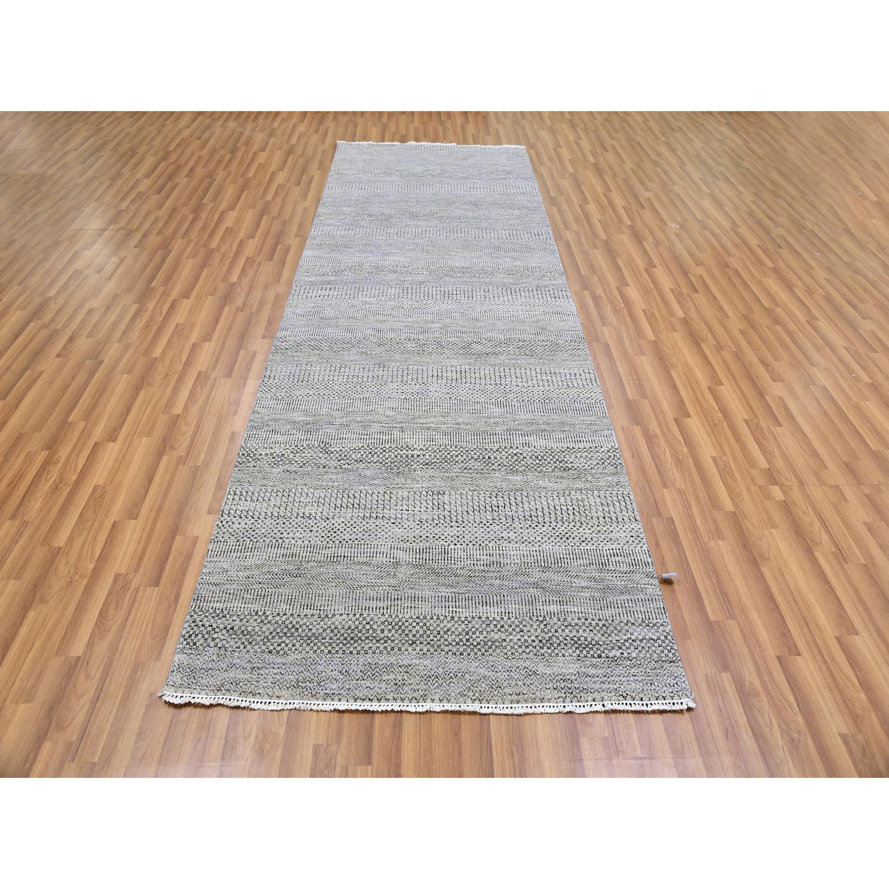 4'1"x12'1" Metallic Gray, Pure Undyed Wool, Tone on Tone, Modern Grass Design, Hand Knotted, Wide Runner Oriental Rug HR79569 - Image 2