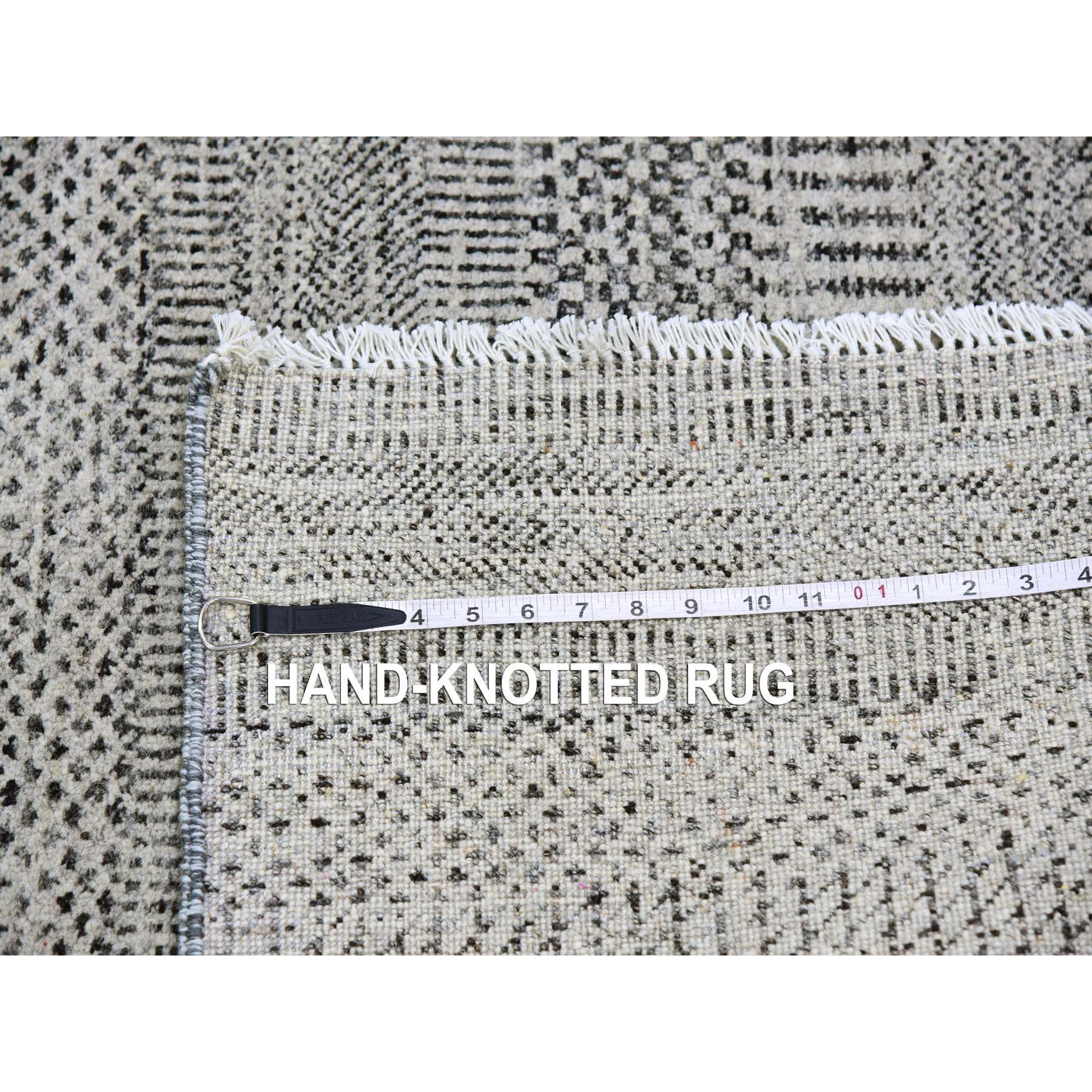 3'x4'10" Stone Eagle Gray, Natural Undyed Wool, Modern Grass Design, Hand Knotted, Tone on Tone, Oriental Rug HR79579 - Image 7
