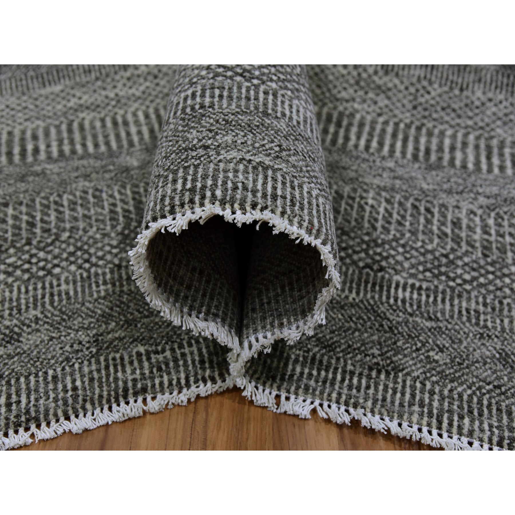 8'1"x8'2" Harbor Gray, Organic Undyed Wool, Modern Grass Design, Tone on Tone, Square Hand Knotted Oriental Rug HR79589 - Image 5