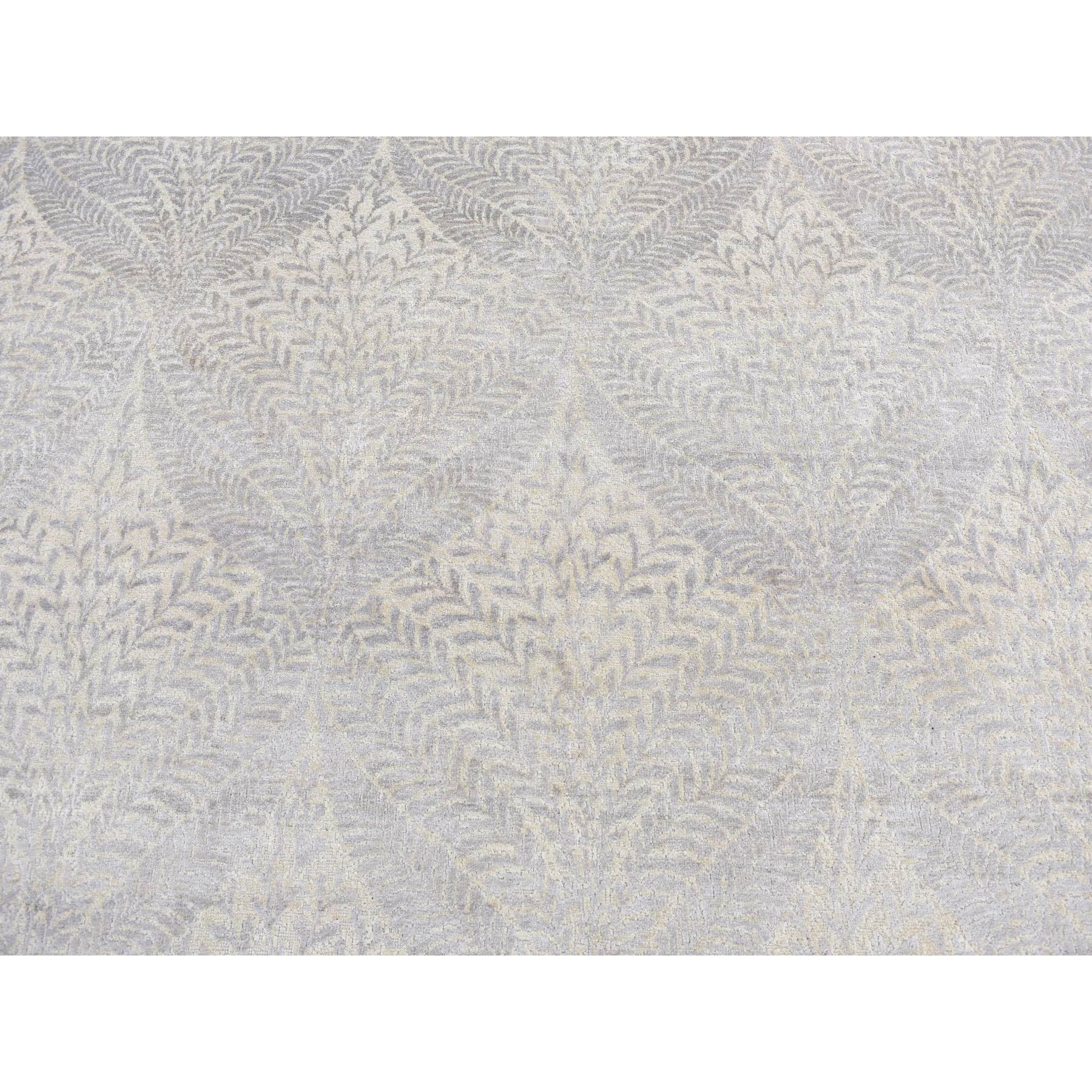 8'10"x12'1" Silver Gray, Gold Leaf Design, Tone on Tone, Pure Silk, Hand Knotted, Oriental Rug HR87124 - Image 9