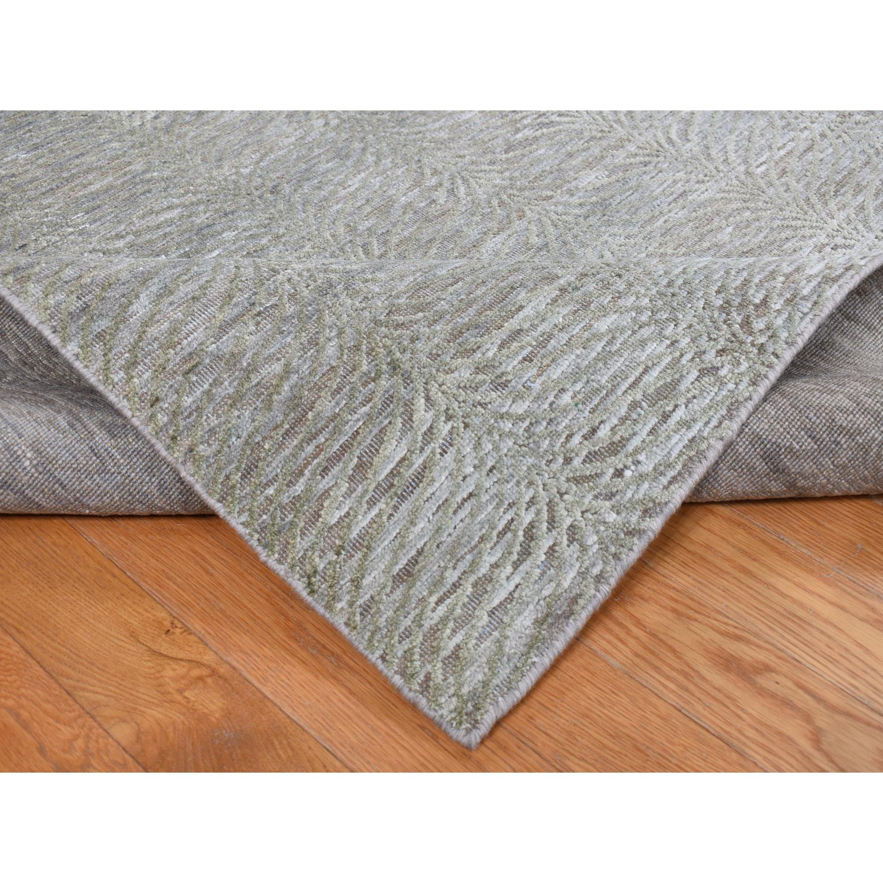 9'x12' Olive Green, Tone on Tone Leaf Design, Silk with Distressed Textured Wool, Hand Knotted, Oriental Rug HR87126 - Image 6