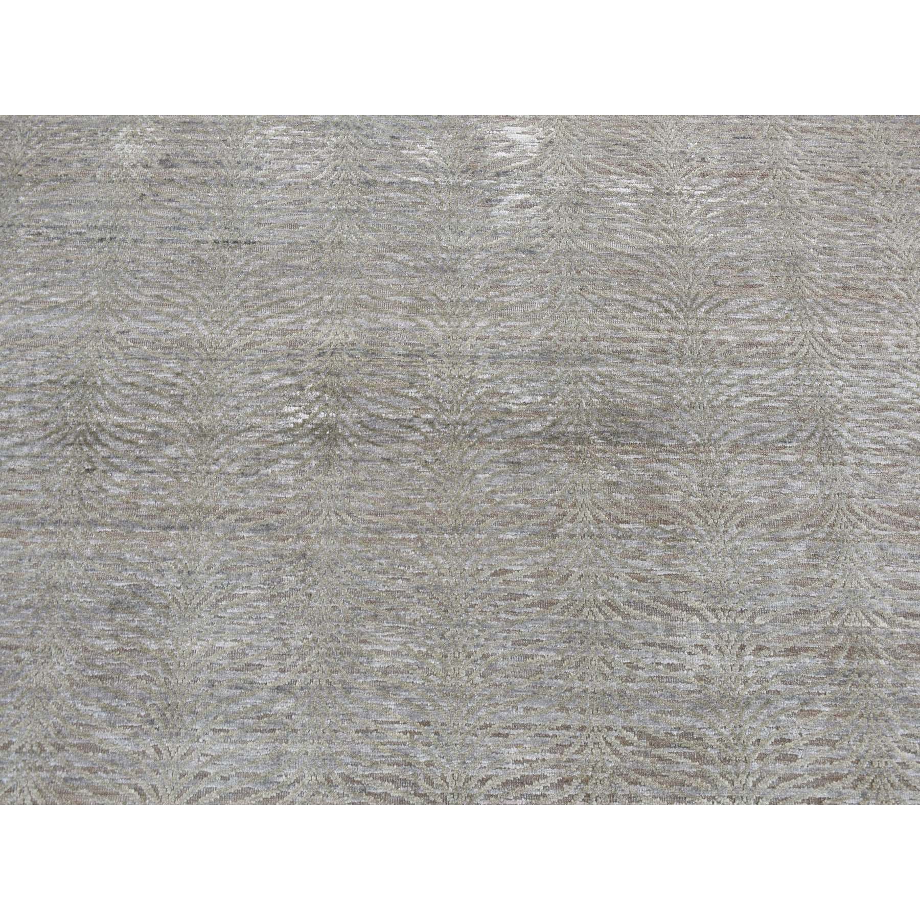 9'x12' Olive Green, Tone on Tone Leaf Design, Silk with Distressed Textured Wool, Hand Knotted, Oriental Rug HR87126 - Image 9