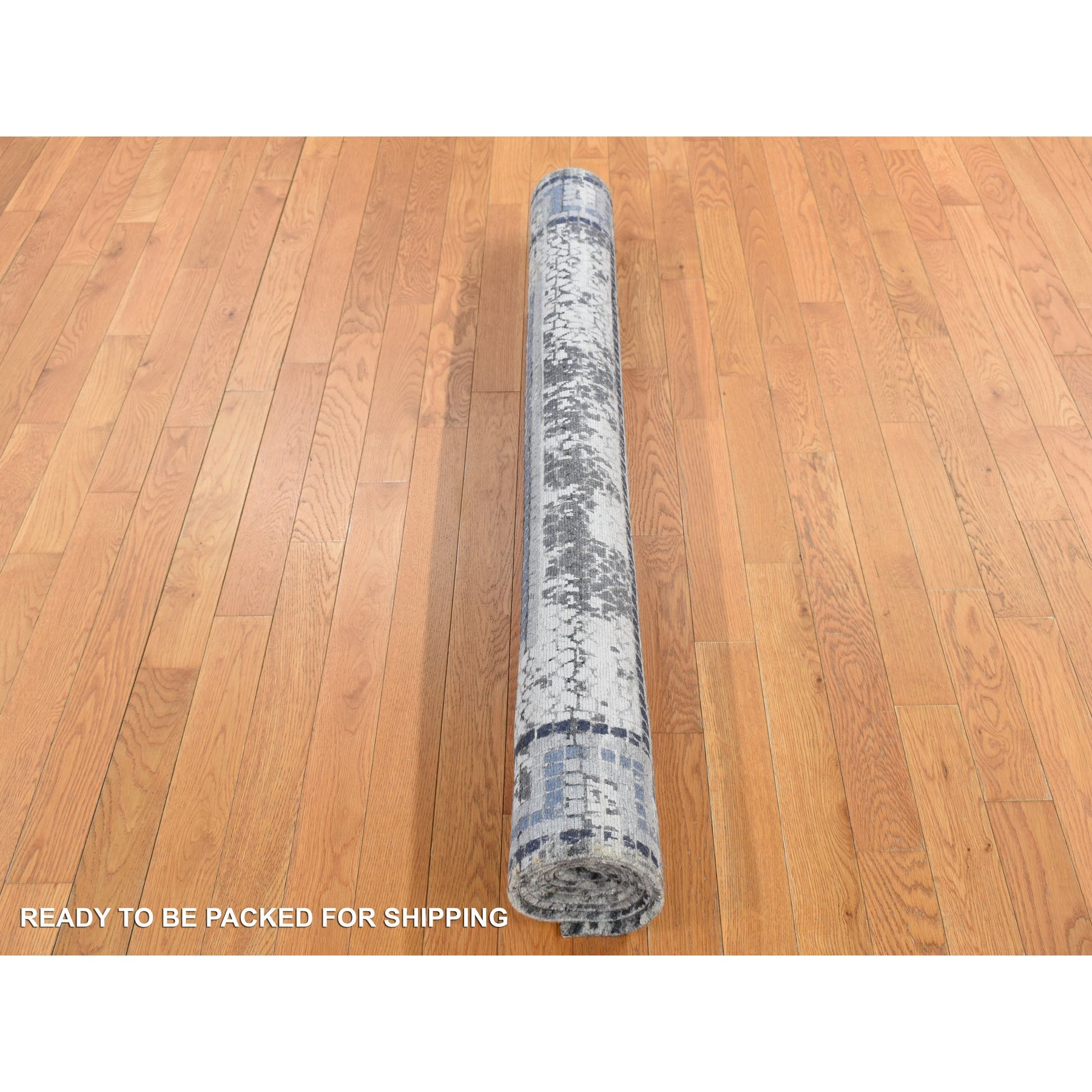 5'2"x6'10" Timberwolf Gray, Silken, Roman Mosaic Design, Hand Knotted, Oriental Rug HR87177 - Image 6