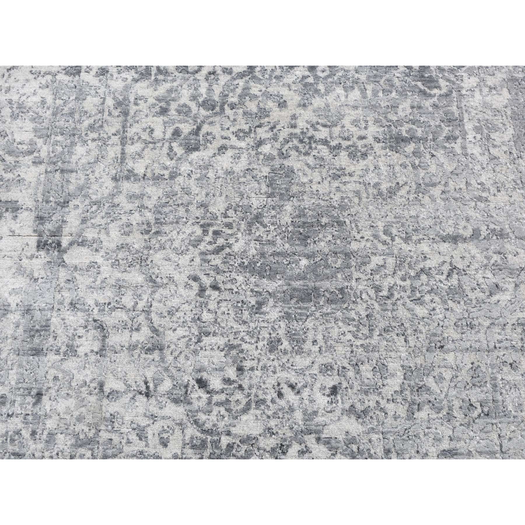 4'1"x6' Carbon Gray, Erased Persian Design, Wool and Pure Silk, Hand Knotted, Oriental Rug HR87222 - Image 4