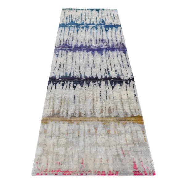 2'5"x8' Medium Gray, THE CARDIAC, Sari Silk with Textured Wool, Handmade, Runner Oriental Rug HR87248