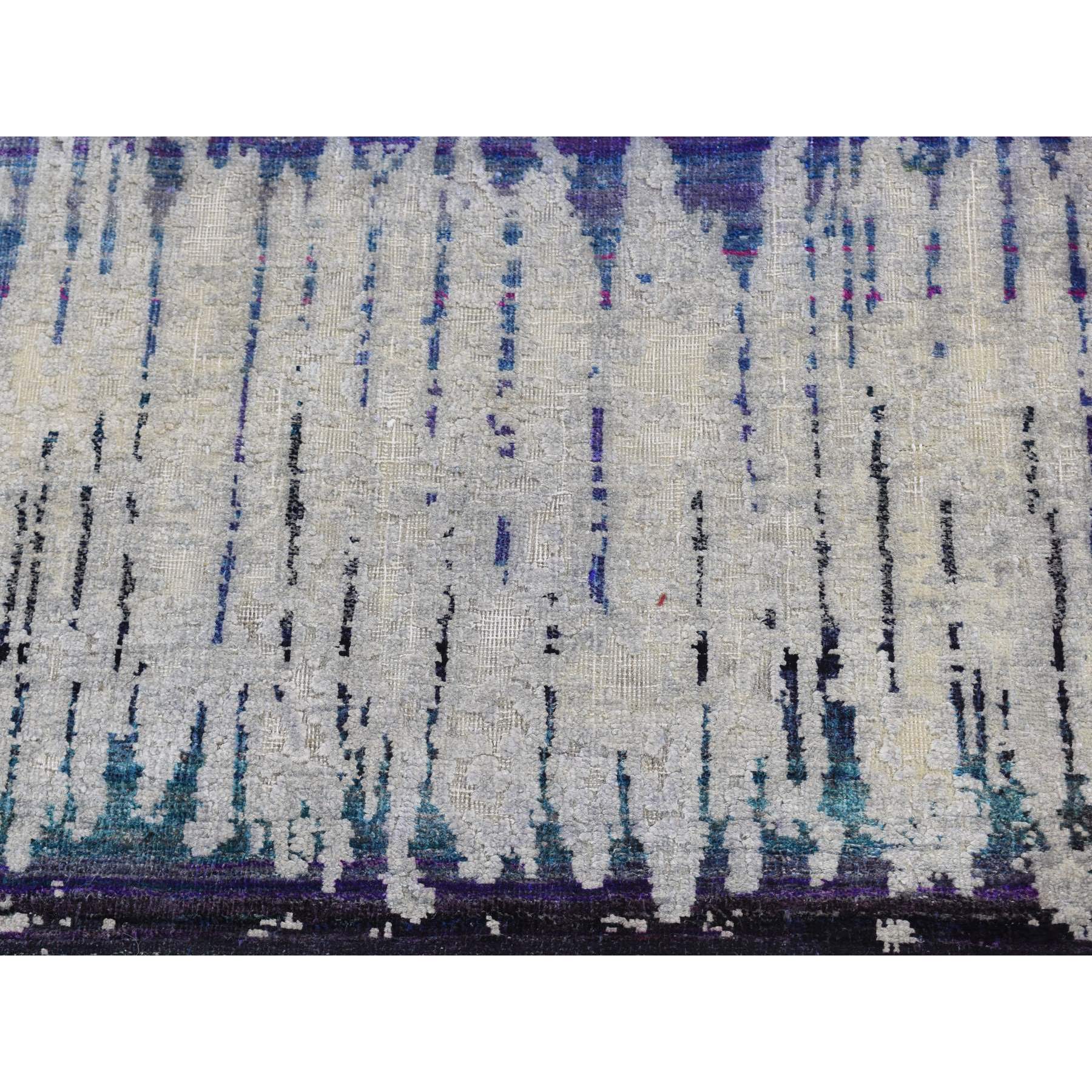 2'5"x8' Medium Gray, THE CARDIAC, Sari Silk with Textured Wool, Handmade, Runner Oriental Rug HR87248 - Image 4