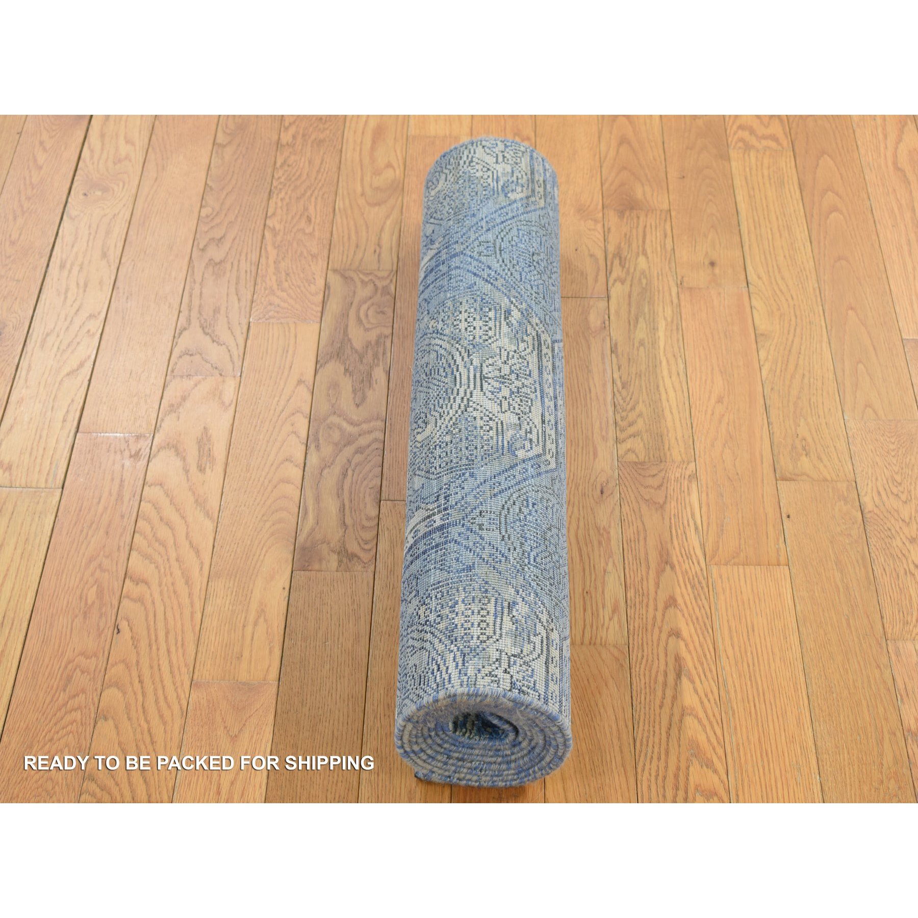 2'8"x9'1" Sapphire Blue, Repetitive Rosette Design, Silk With Textured Wool, Hand Knotted, Runner Oriental Rug HR87279 - Image 5