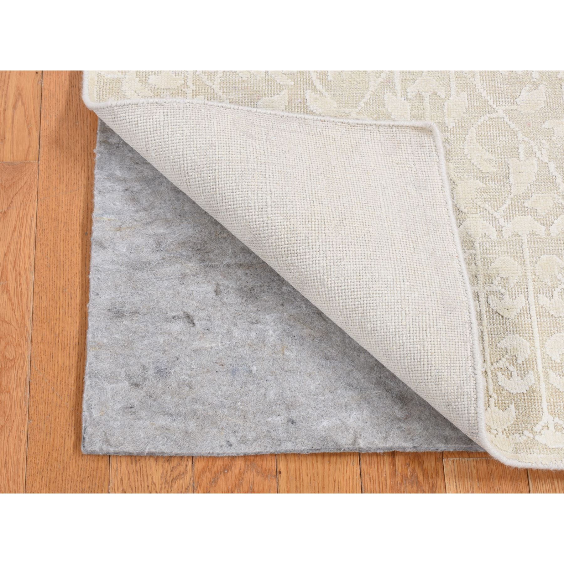 2'5"x6' Ivory, Hand Knotted, Tone on Tone, Pure Silk with Textured Wool, Runner Oriental Rug HR87348 - Image 2