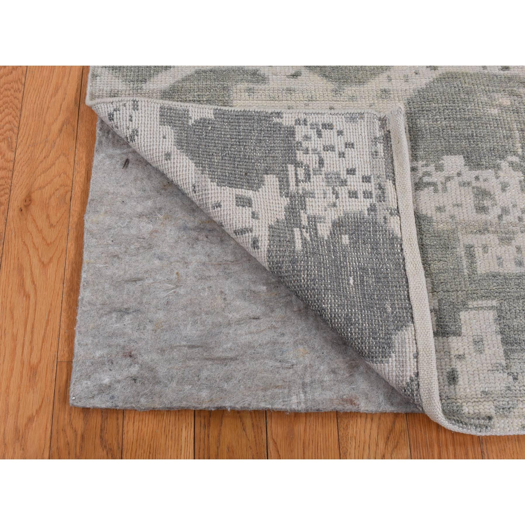 5'10"x9' Gainsboro Gray, Oushak Repetitive Botteh Design with Washed Out Colors, Pure Wool, Hand Knotted, Oriental Rug HR87427 - Image 3