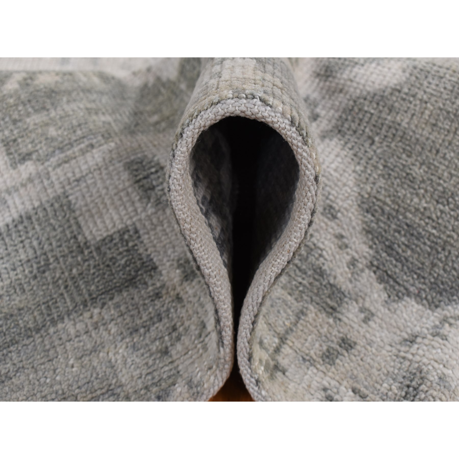 5'10"x9' Gainsboro Gray, Oushak Repetitive Botteh Design with Washed Out Colors, Pure Wool, Hand Knotted, Oriental Rug HR87427 - Image 5