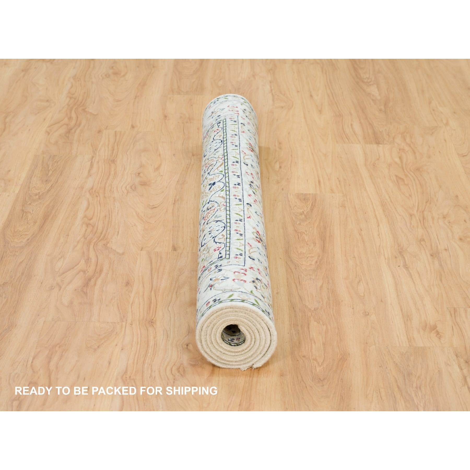 4'7"x6'8" Powder White, Nain with Center Medallion Flower Design, 250 KPSI, 100% Wool, Hand Knotted, Oriental Rug HR90013 - Image 6