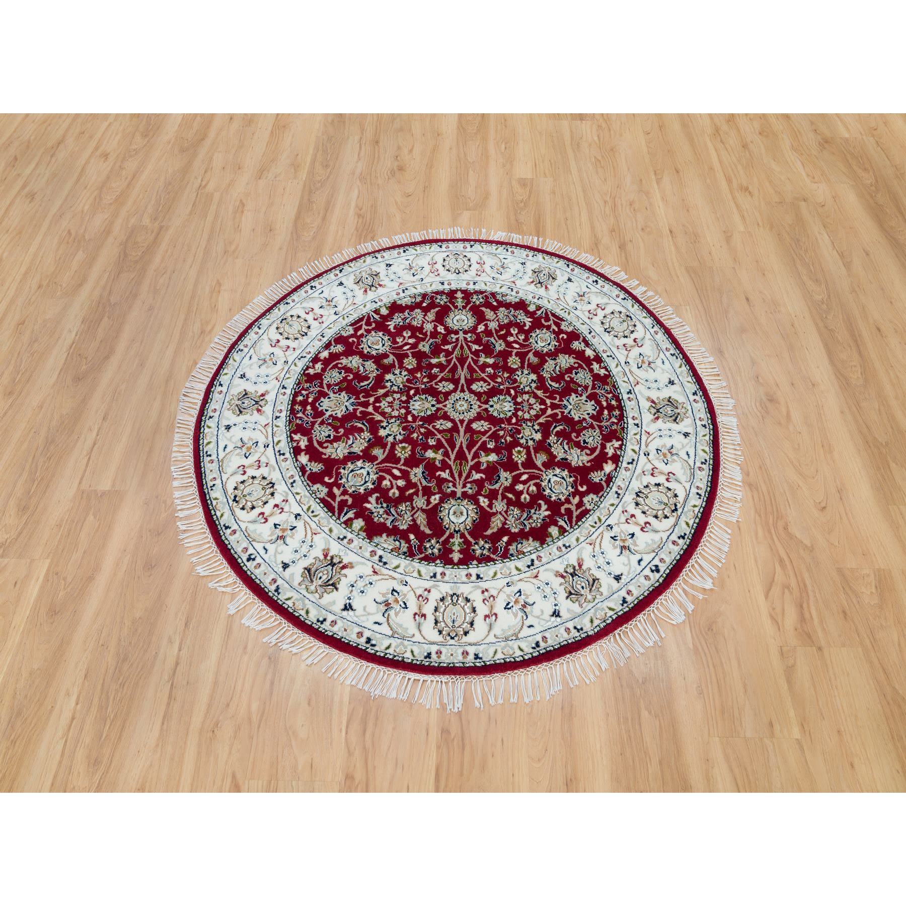 4'10"x4'10" Burgundy Red, Nain with All Over Flower Design, 250 KPSI, Extra Soft Wool, Hand Knotted, Round Oriental Rug HR90018 - Image 2