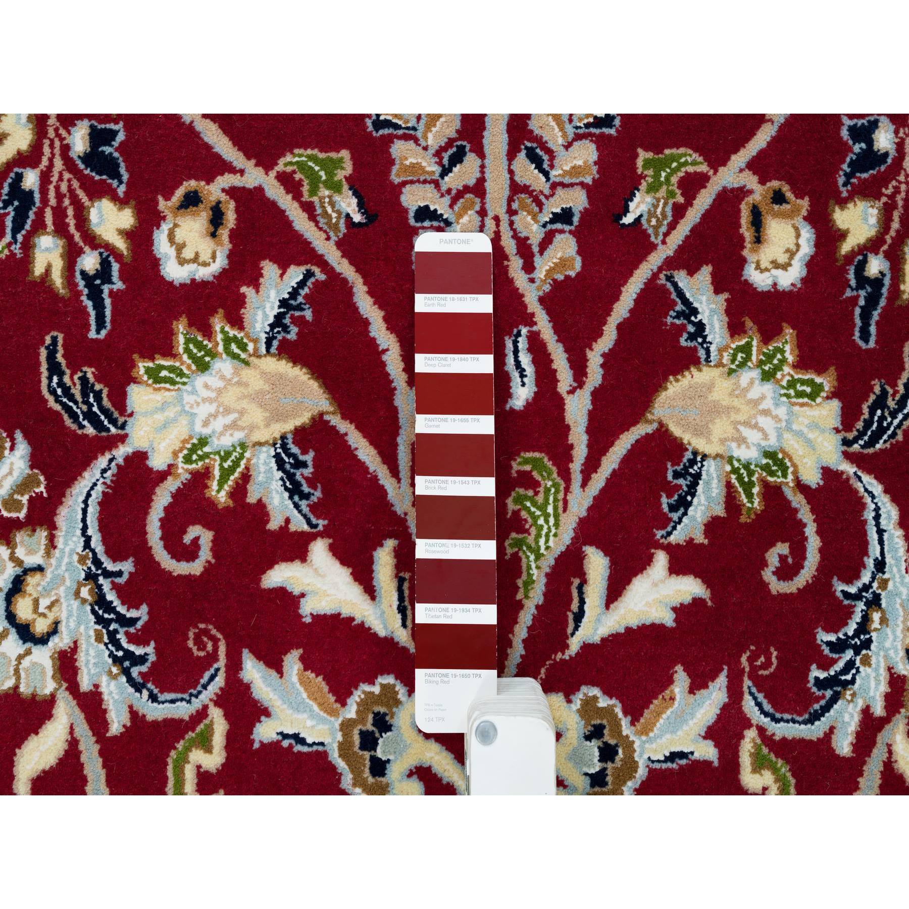 9'8"x9'8" Burgundy Red, Soft Wool, Hand Knotted, Nain with All Over Flower Design, 250 KPSI, Round Oriental Rug HR90050 - Image 7