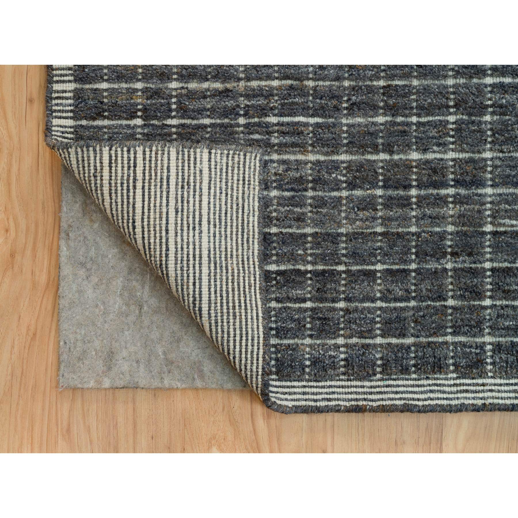 12'x14'10" Jet Gray, Modern Box Design and Plain Decor, Soft Wool, Loomed Knotted, Oversized Oriental Rug HR90188 - Image 5
