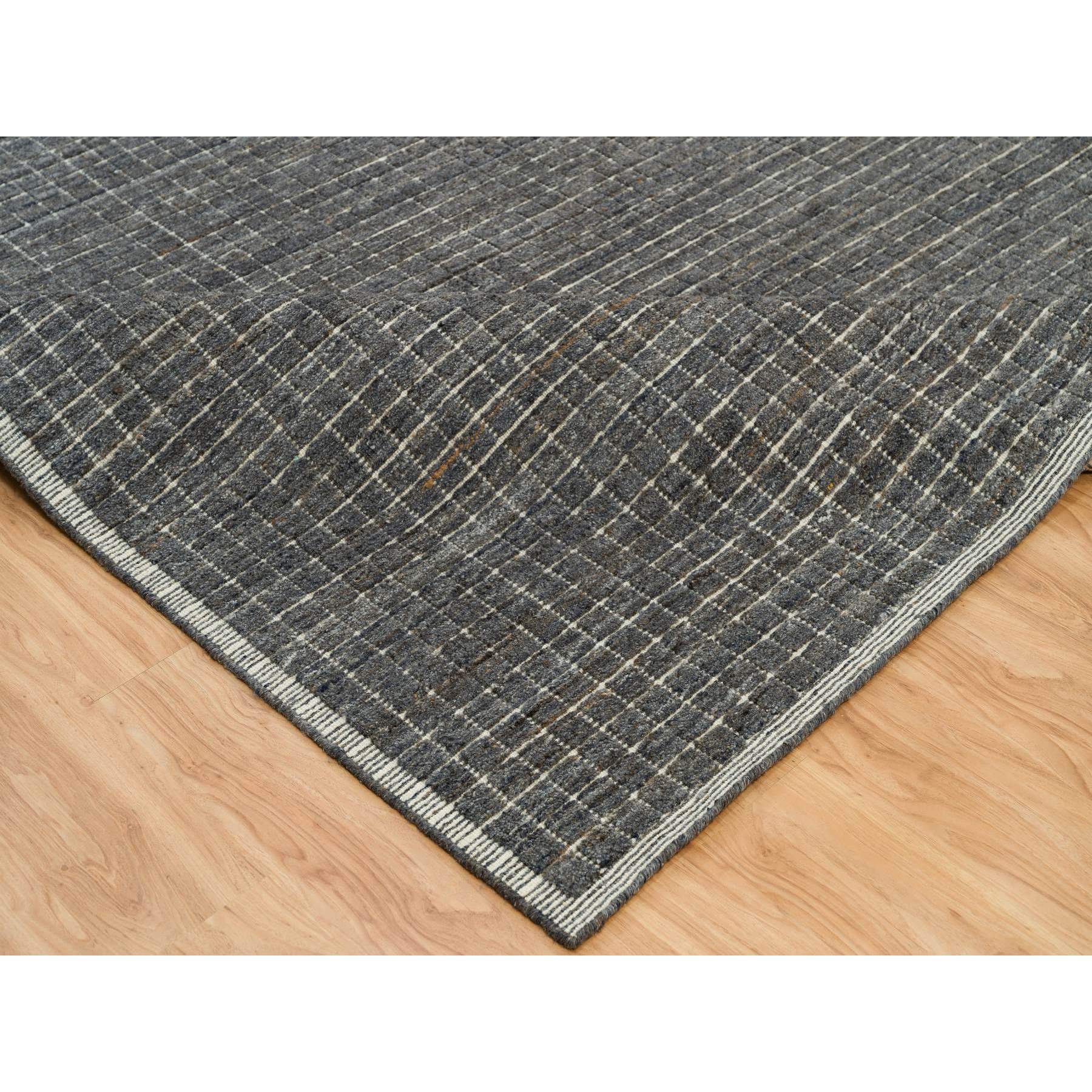 12'x14'10" Jet Gray, Modern Box Design and Plain Decor, Soft Wool, Loomed Knotted, Oversized Oriental Rug HR90188 - Image 7