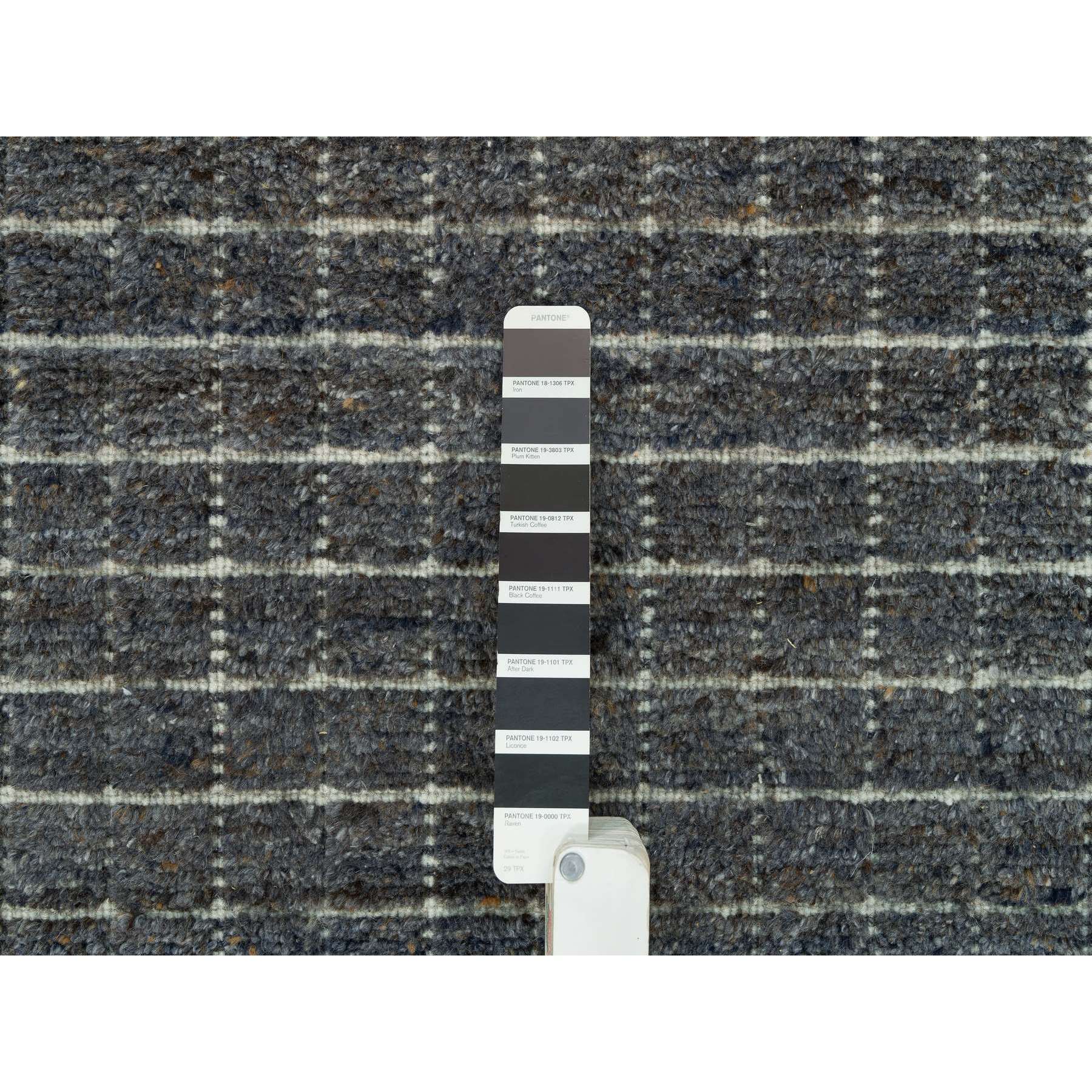 12'x14'10" Jet Gray, Modern Box Design and Plain Decor, Soft Wool, Loomed Knotted, Oversized Oriental Rug HR90188 - Image 8