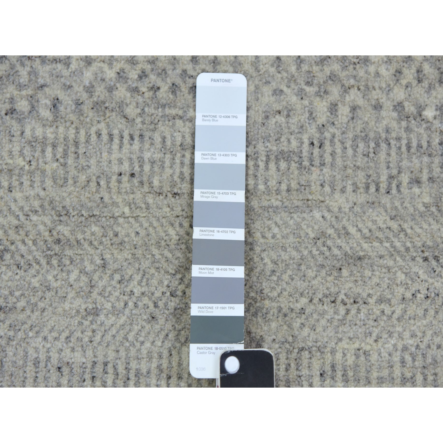 6'x6' Goose and Cadet Gray, 100% Undyed Wool Hand Knotted, Tone on Tone, Modern Grass Design, Square Oriental Rug HR79715 - Image 4
