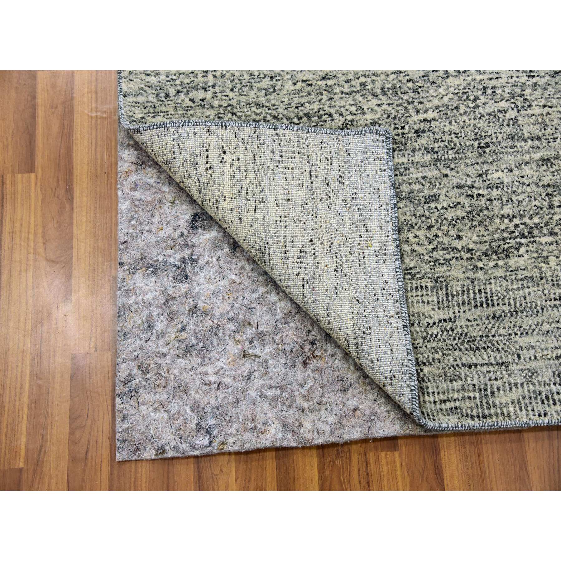 4'x6'2" Rock Ridge Gray, Hand Knotted, Modern Tone on Tone Grass Design, Undyed Pure Wool, Oriental Rug HR79743 - Image 3