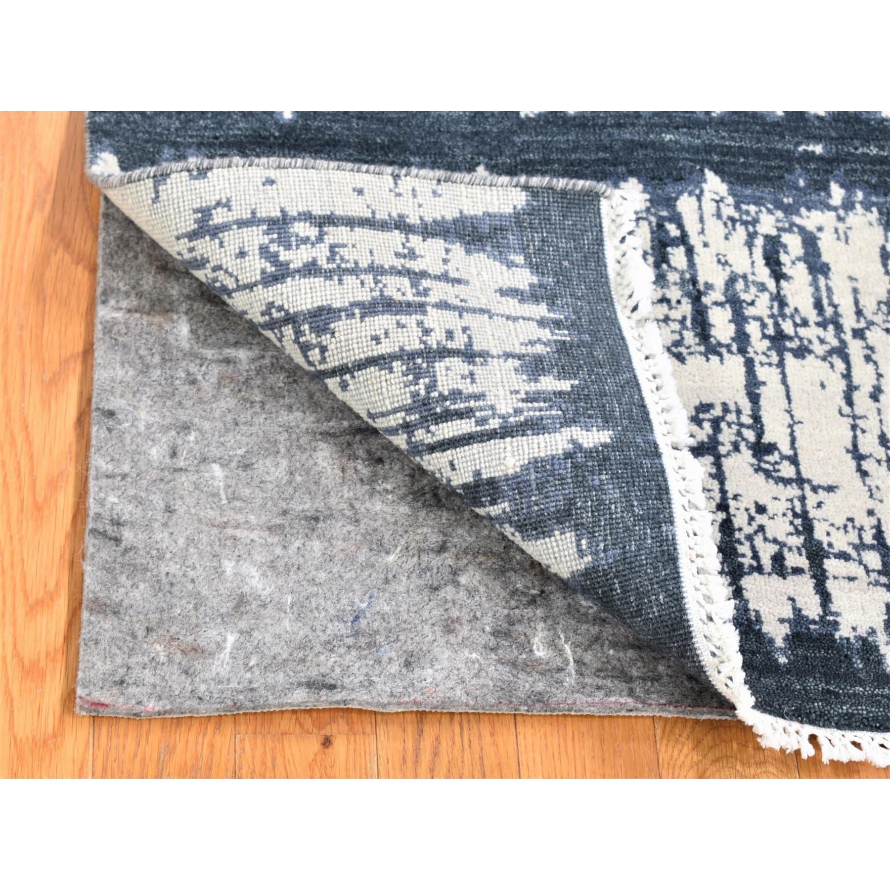 2'x2'4" Ivory and Charcoal Black, 100% Wool, Cardiac Design, Modern, Hand Knotted, Squarish, Mat Oriental Rug HR80490 - Image 2