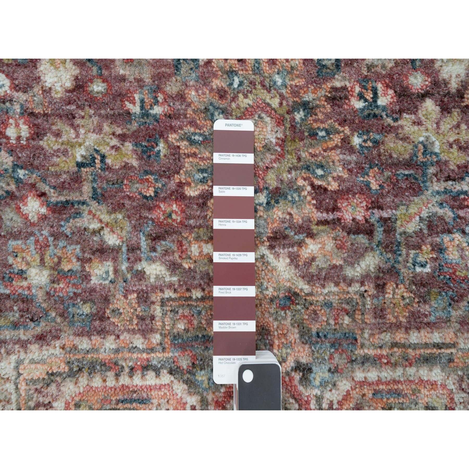 5'x5' Garnet Red with Ice Gray, Heriz Revival Pure Wool Hand Knotted, Round Soft to the Touch Pile Oriental Rug HR90142 - Image 4