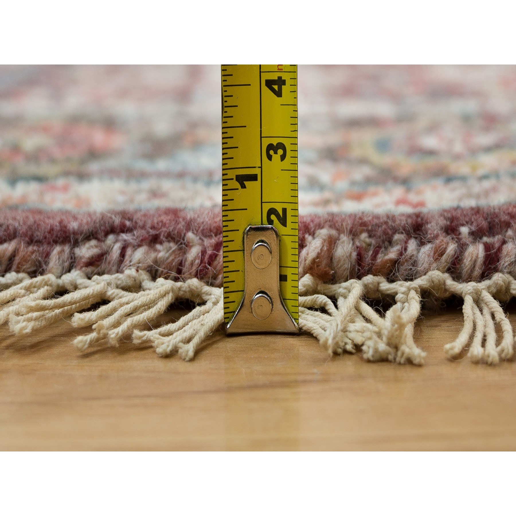 5'x5' Garnet Red with Ice Gray, Heriz Revival Pure Wool Hand Knotted, Round Soft to the Touch Pile Oriental Rug HR90142 - Image 7