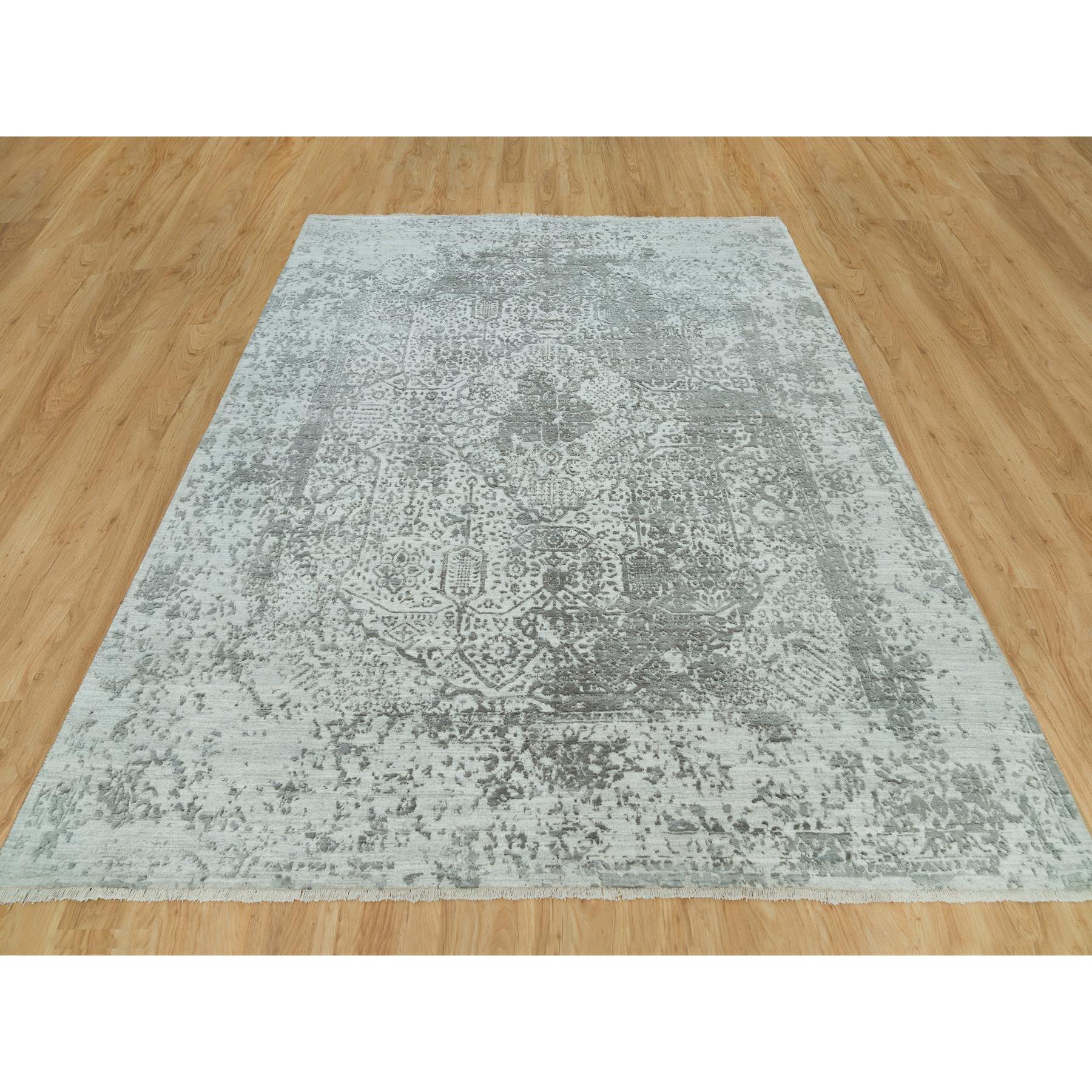 8'x10'1" Pale Smoke and Trout Gray, Hand Knotted, Broken Wool and Silk Persian Design, Oriental Rug HR90200 - Image 3