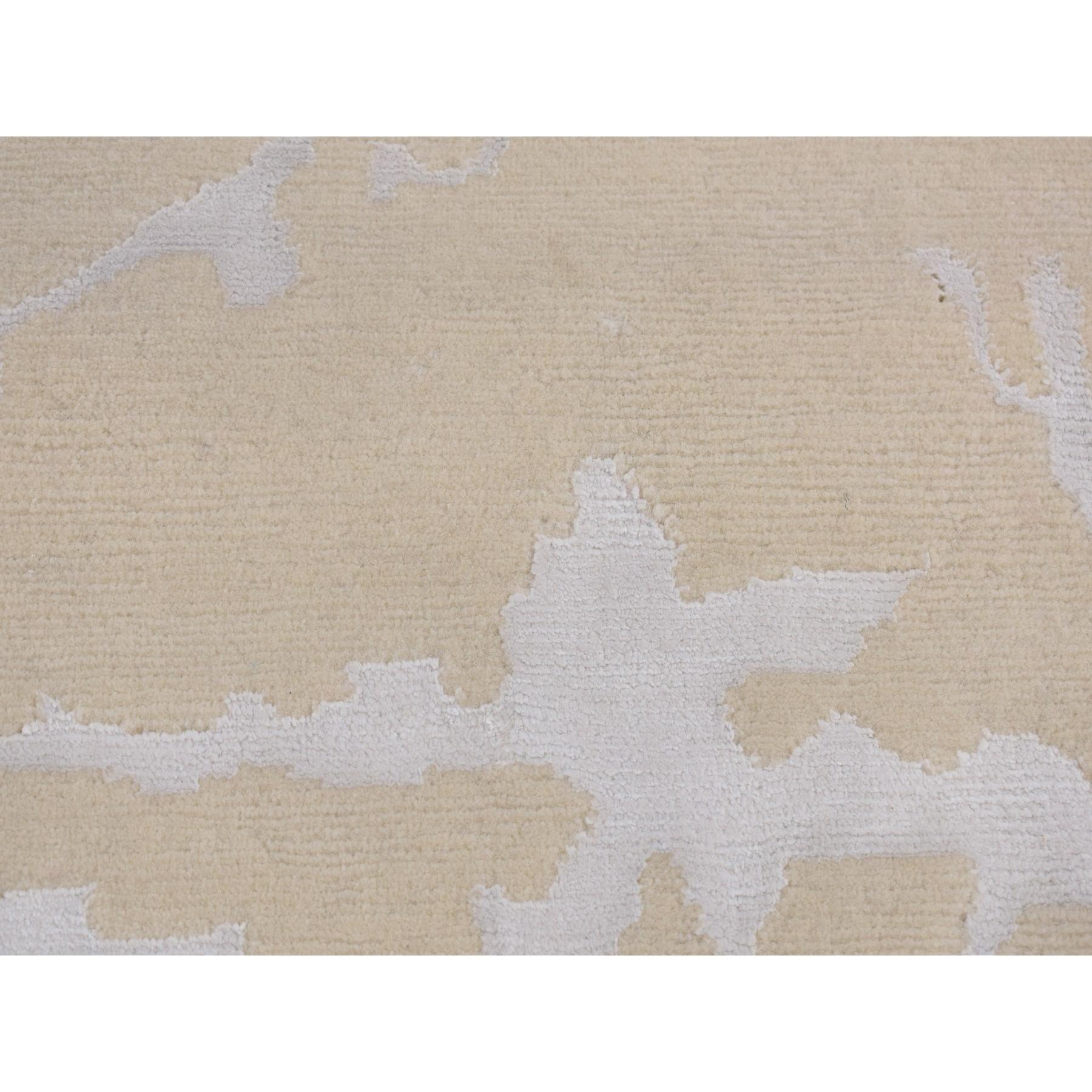 2'x3' Beige, Floral Nepali Weave Design, Hand Knotted, Modern, Wool and Silk, Clearance, Sample Oriental Rug HR87793 - Image 6