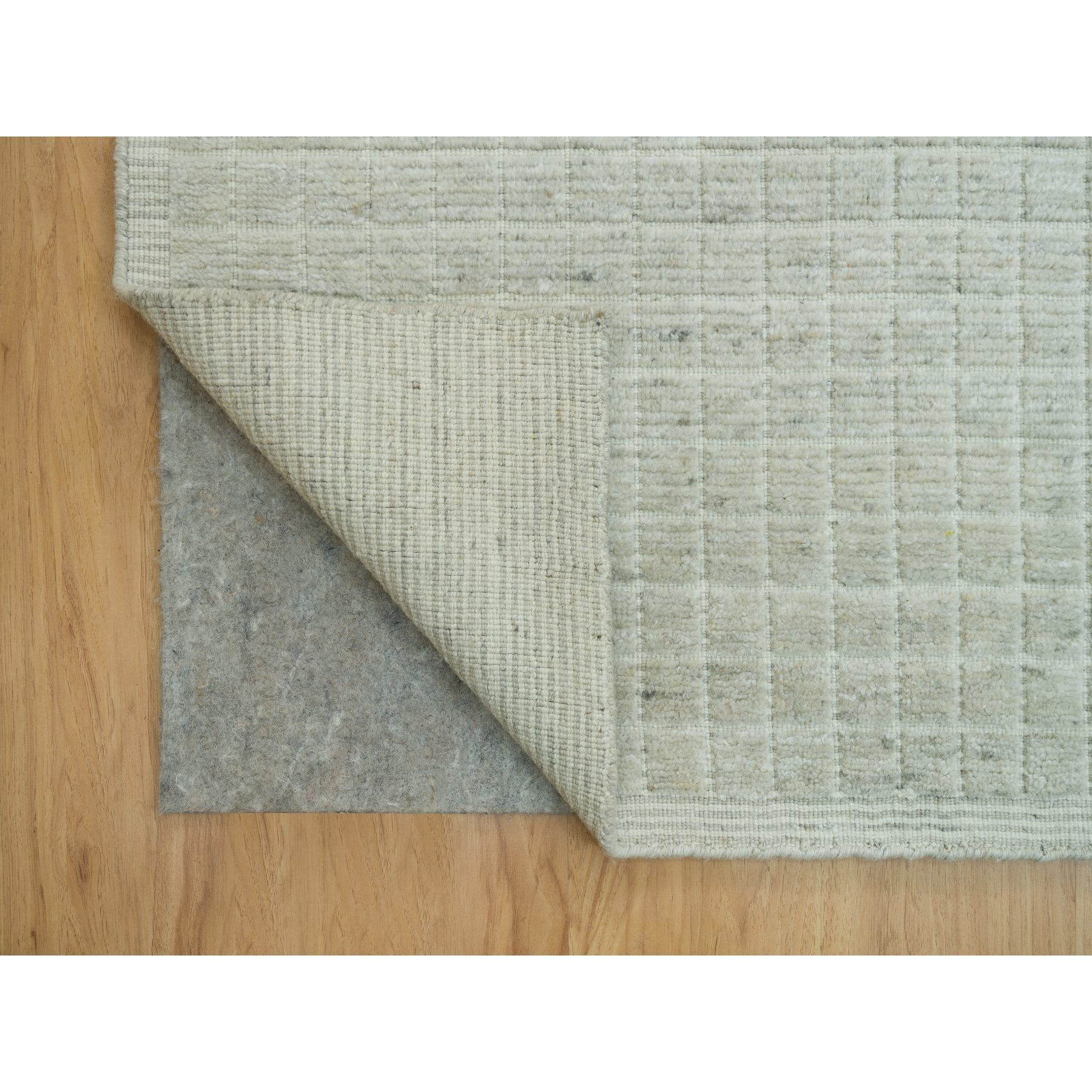 10'x13'9" Moonlight White, Plain Decor Modern Box Design, Loomed Knotted 100% Undyed natural wool, Oriental Rug HR90341 - Image 5