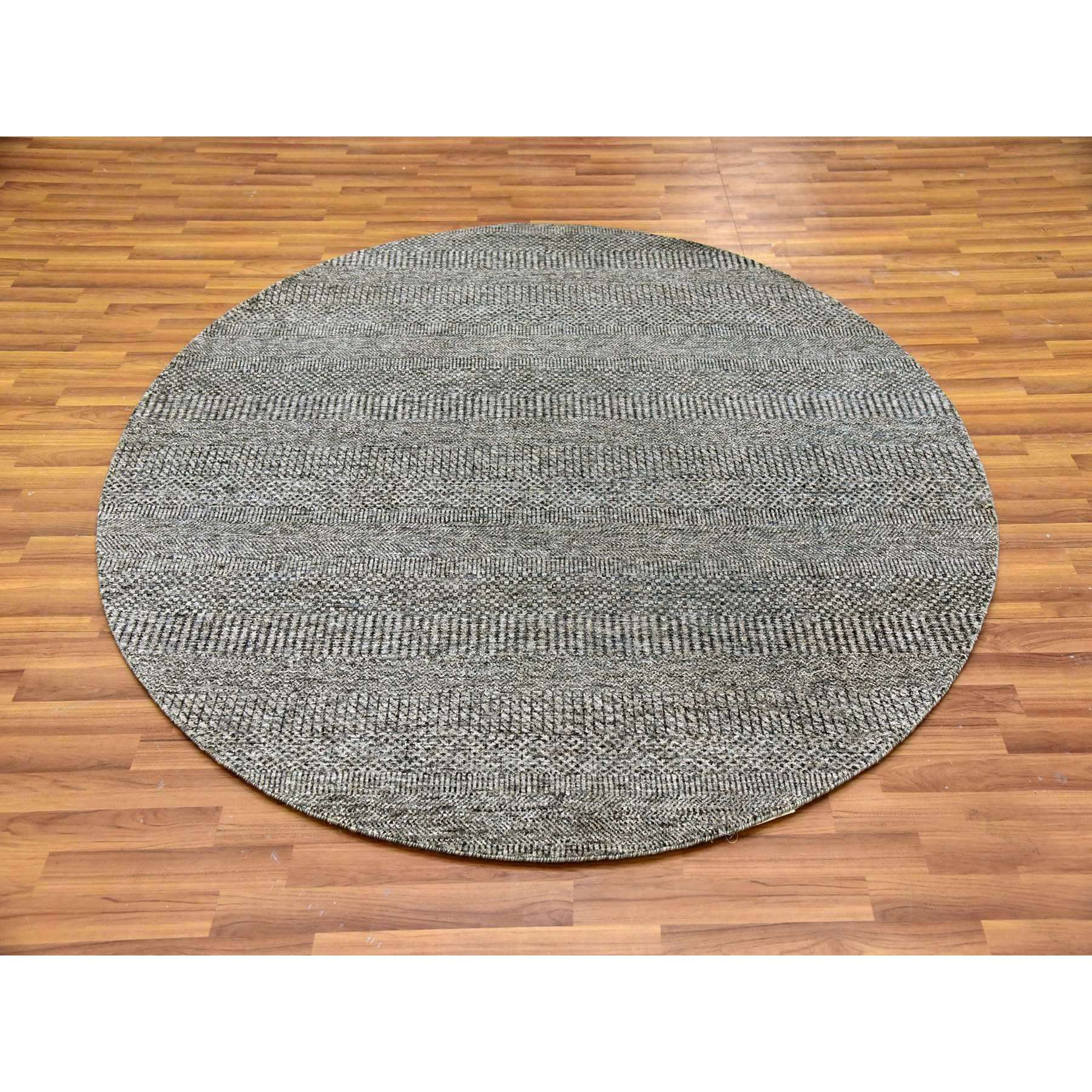 6'x6' Gauntlet Gray, Hand Knotted, Shabby Chic, Modern 100% Undyed Wool With Grass Design, Tone On Tone, Organic Sustainable Textile Oriental Round Rug HR79657 - Image 2