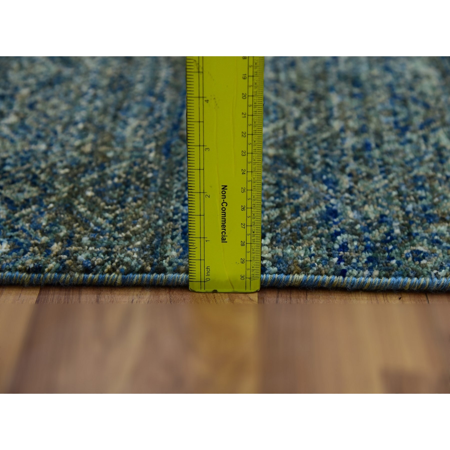 2'6"x8' Cerulean Forest Green, Diamond Shape Repetitive Design, Kohinoor Herat, Soft To The Touch All Wool, Hand Knotted, Runner Oriental Rug HR79669 - Image 4