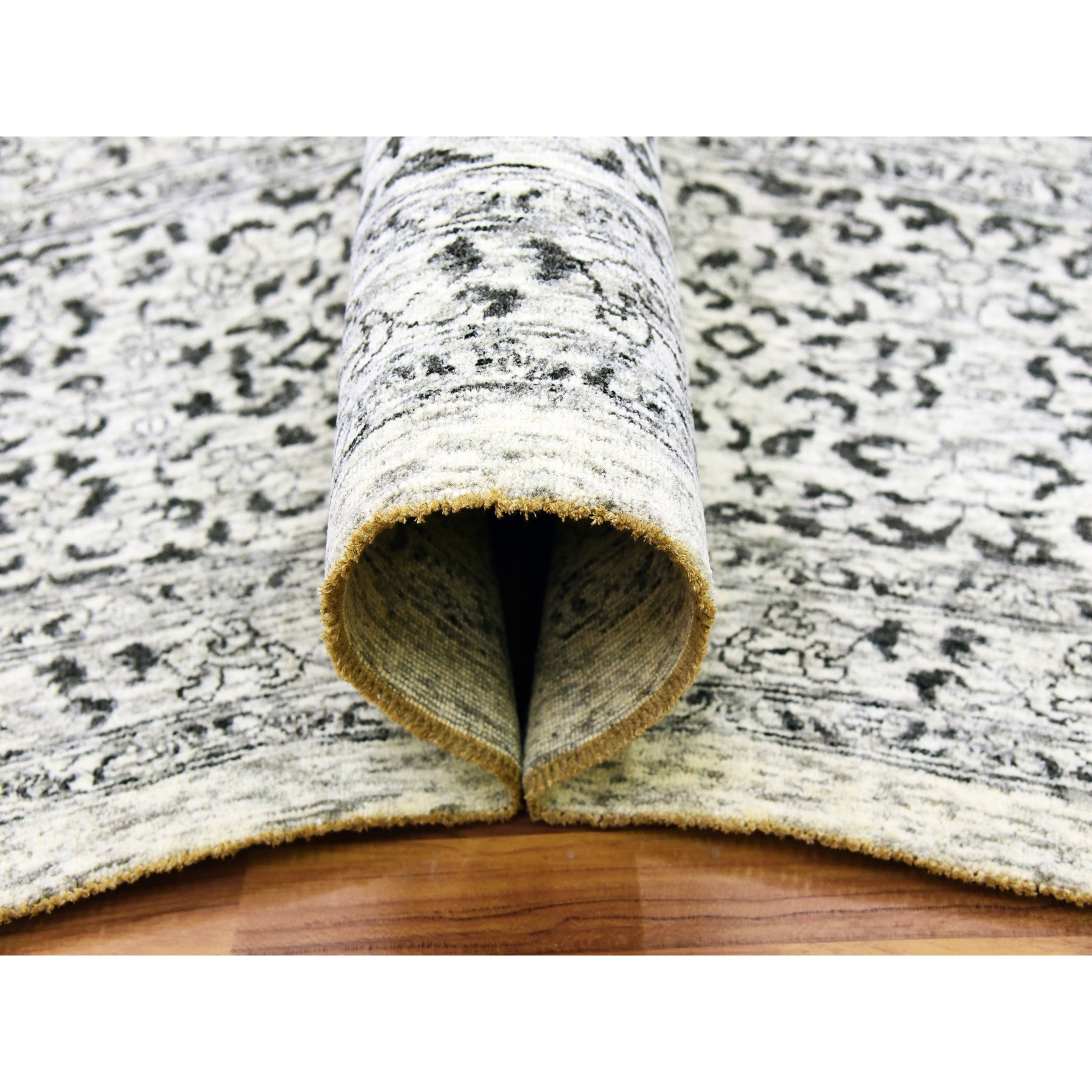 12'1"x18' Chiffon White, Mamluk Dynasty, Tone on Tone Design, Undyed Pure Wool, Hand Knotted, Oversized Oriental Rug HR79680 - Image 5